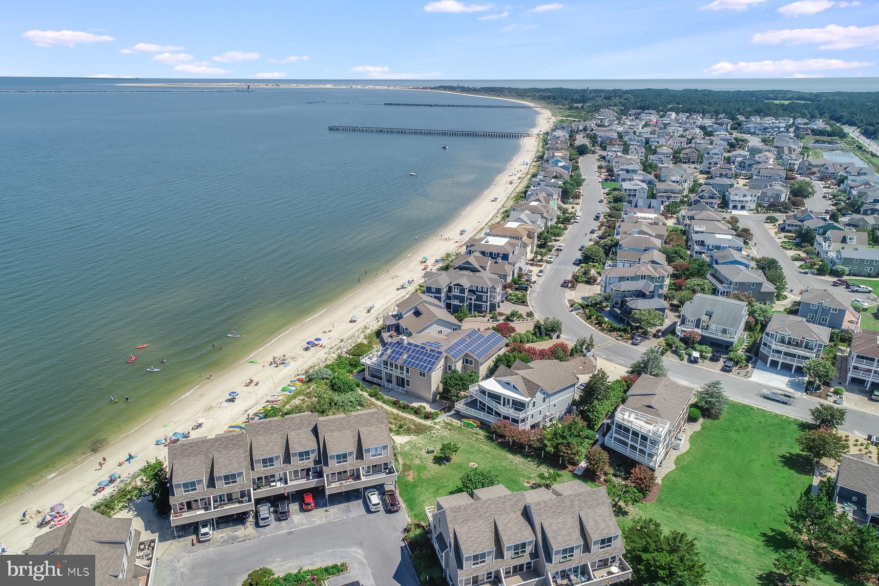 CAPE SHORES - Residential