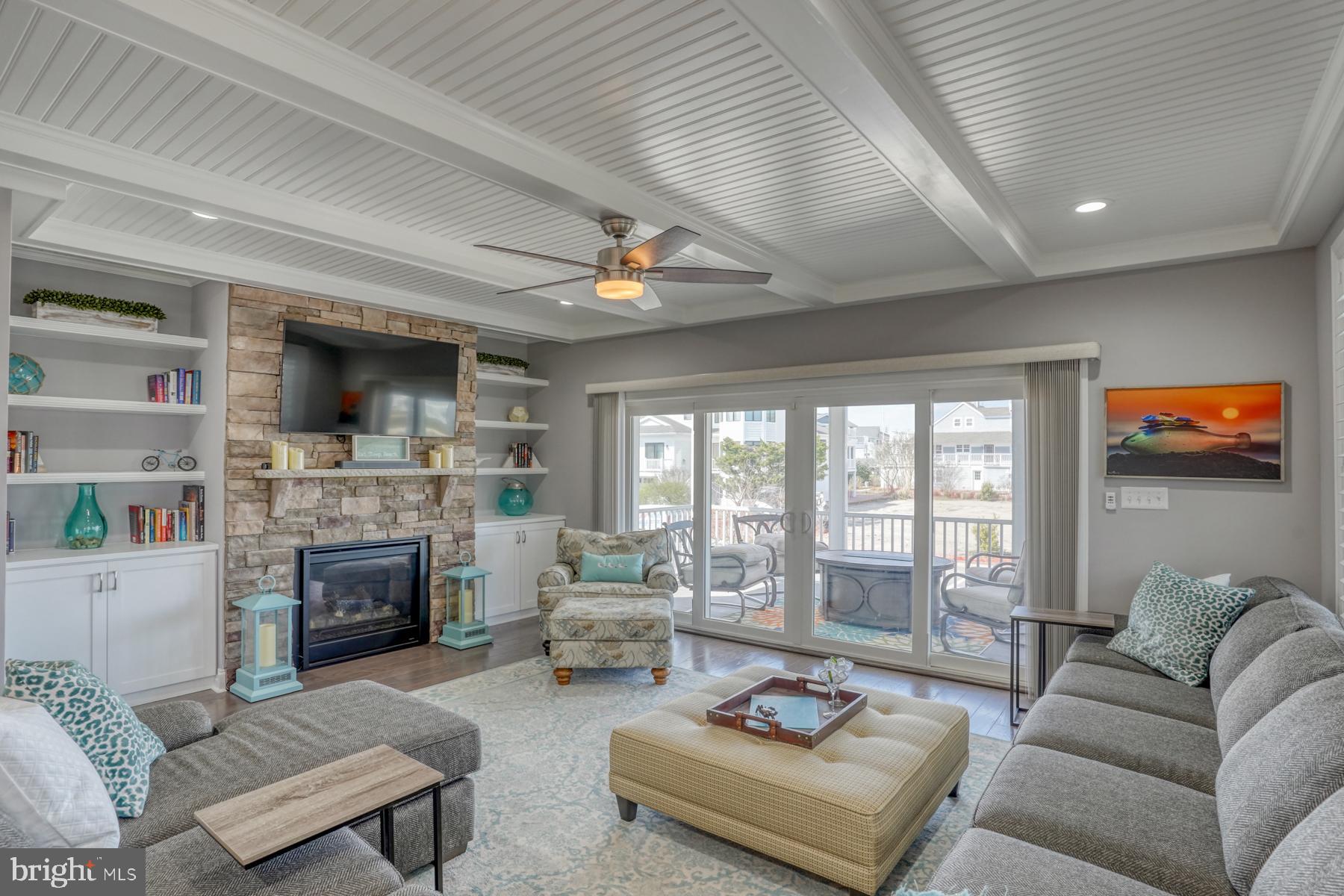 CAPE SHORES - Residential