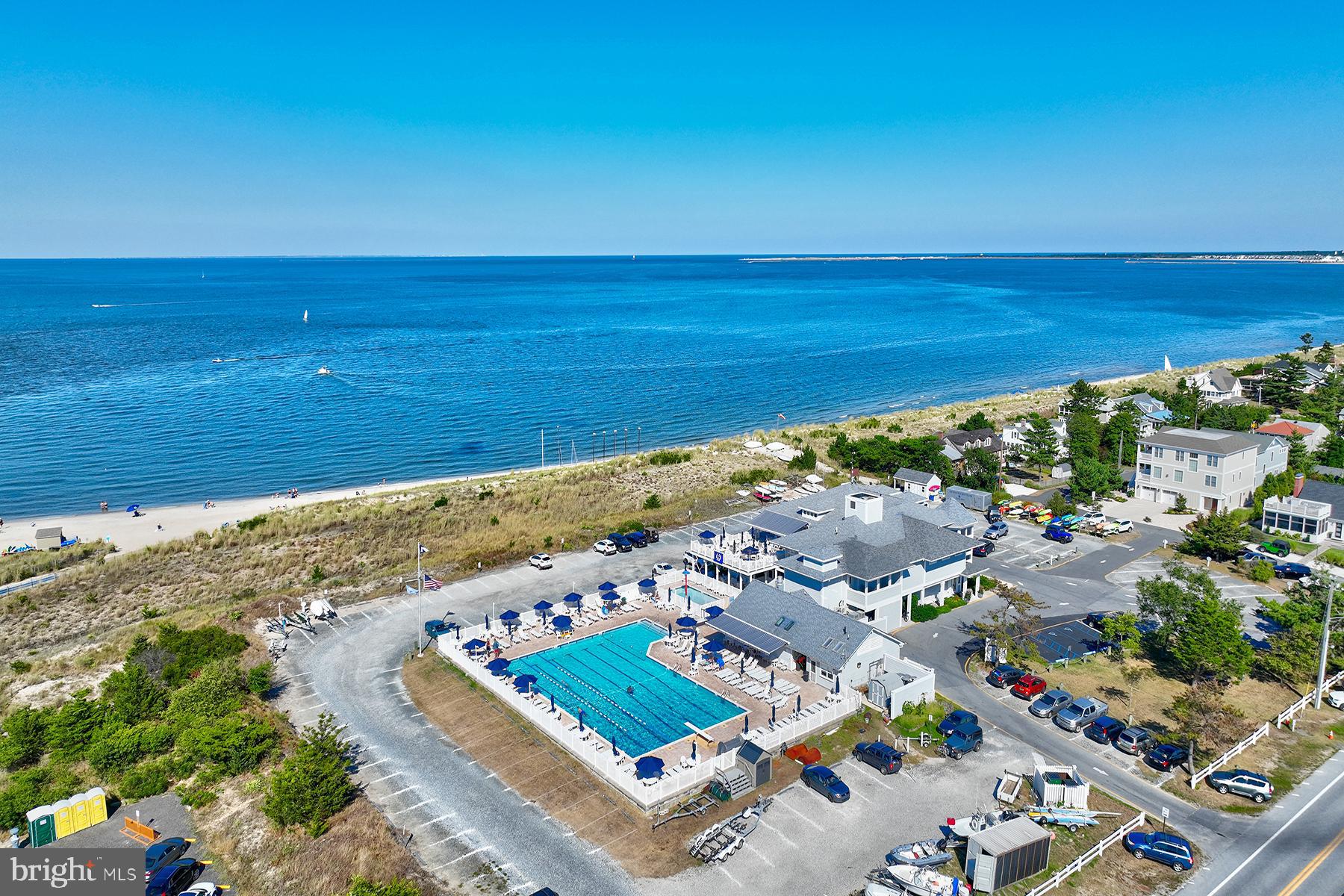 CAPE SHORES - Residential