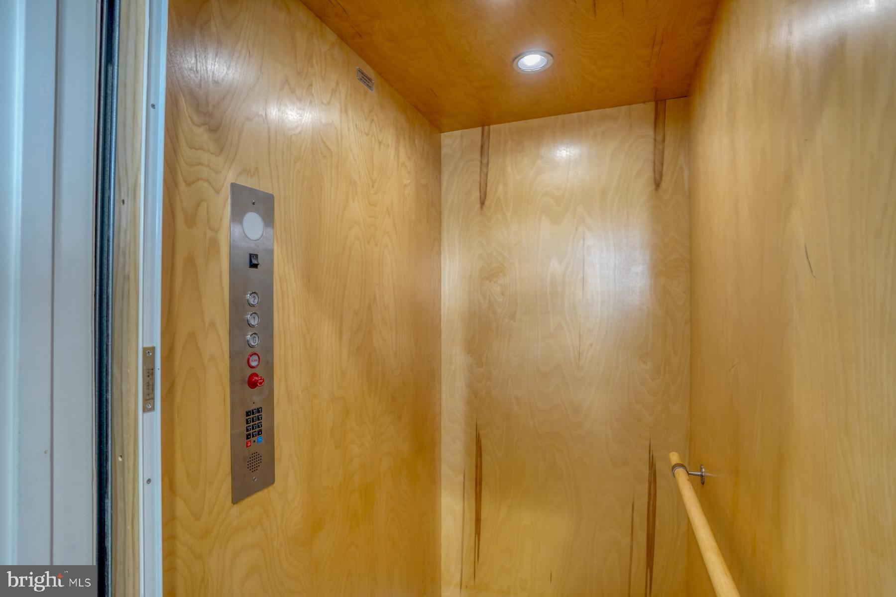 CAPE SHORES - Residential