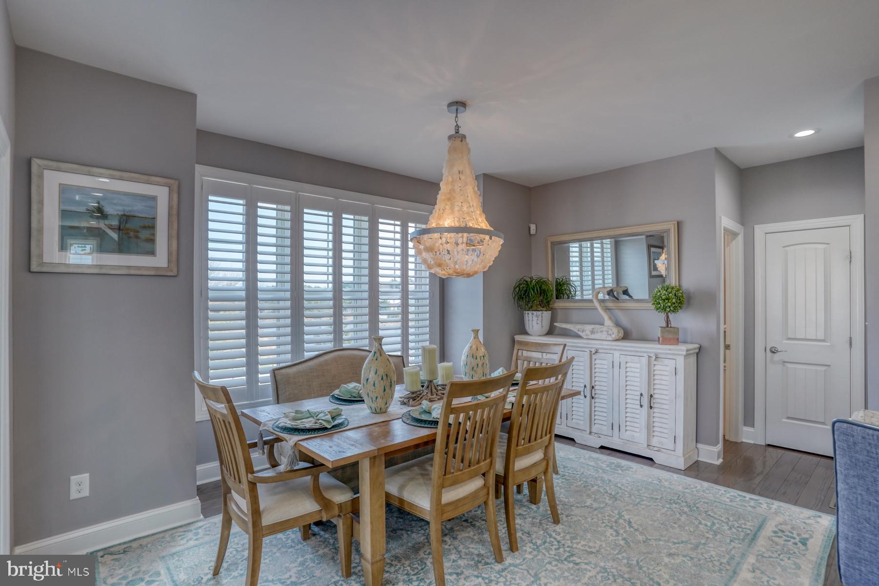 CAPE SHORES - Residential