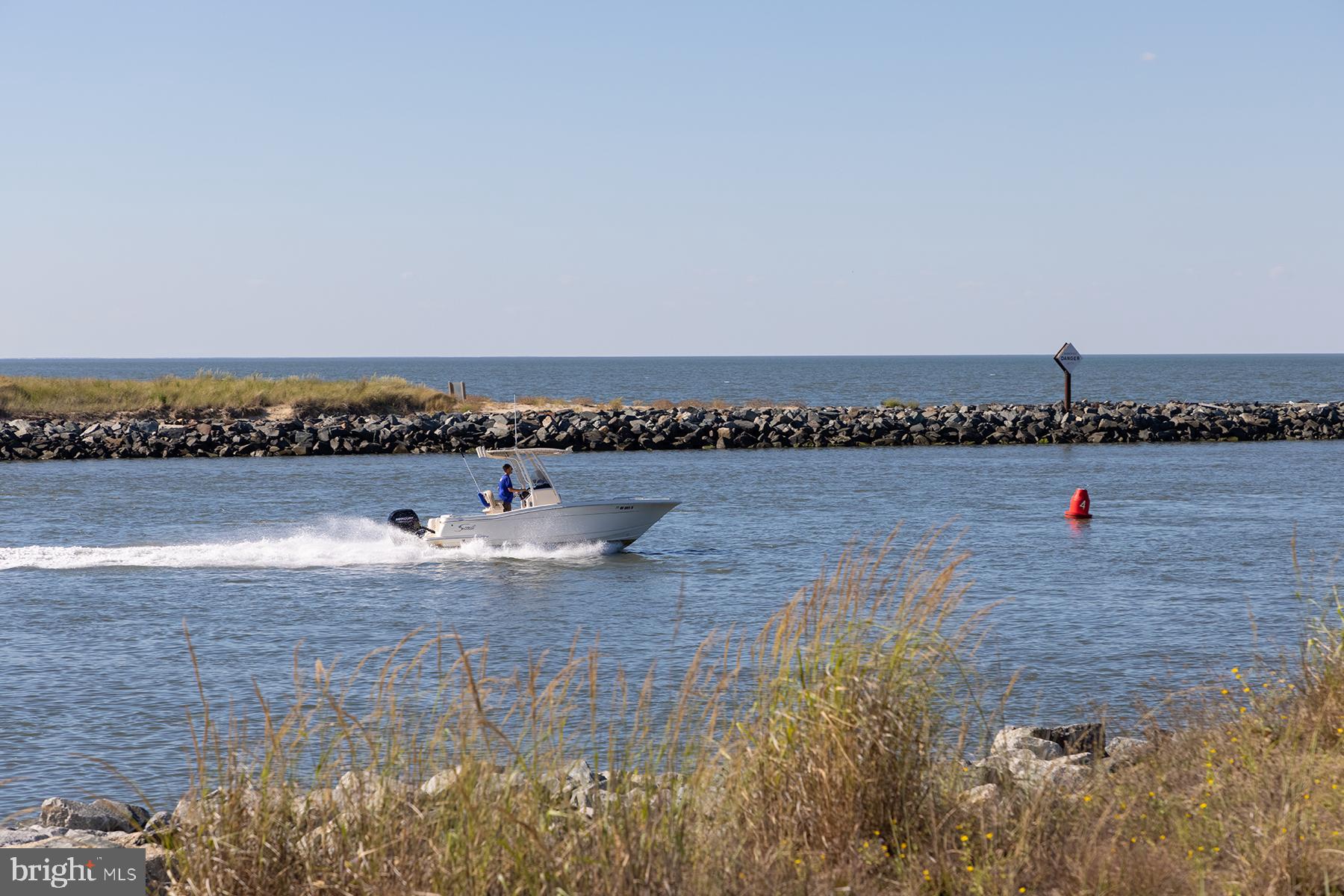 CAPE SHORES - Residential