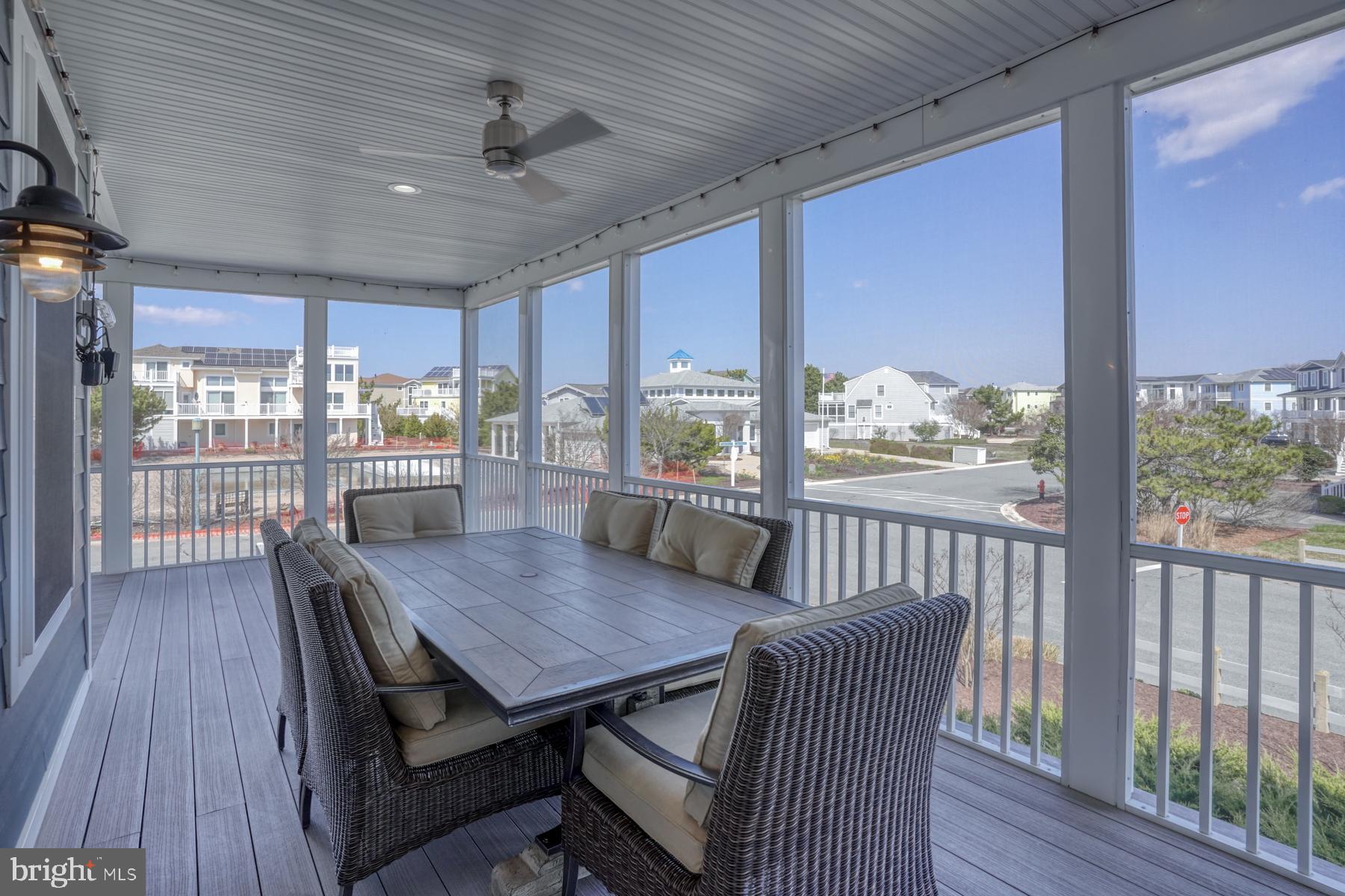 CAPE SHORES - Residential