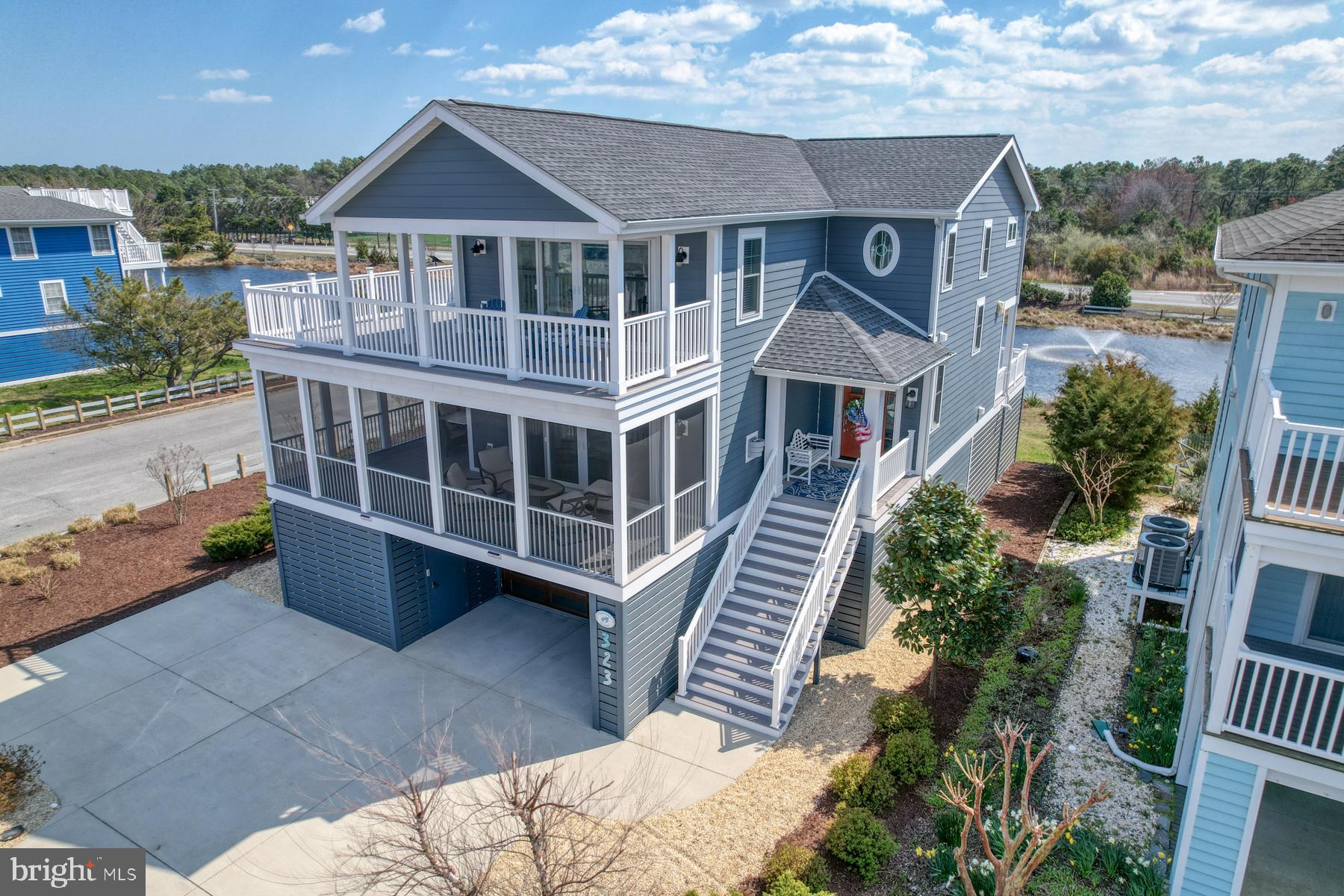 CAPE SHORES - Residential