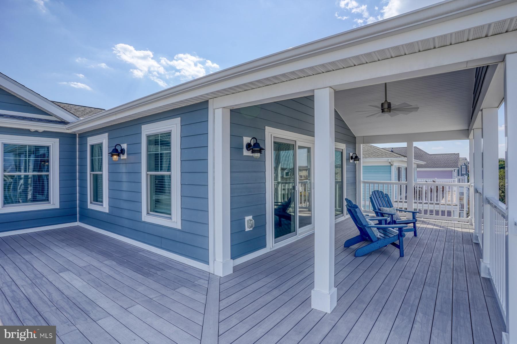 CAPE SHORES - Residential