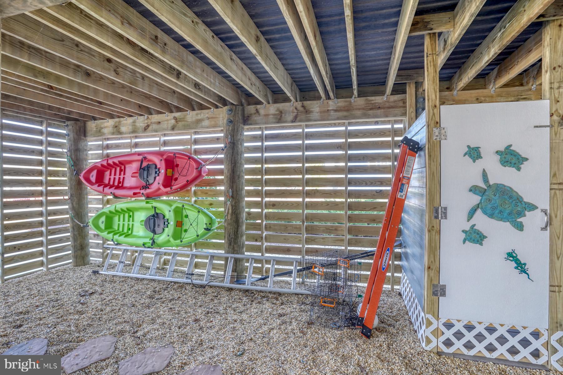 CAPE SHORES - Residential