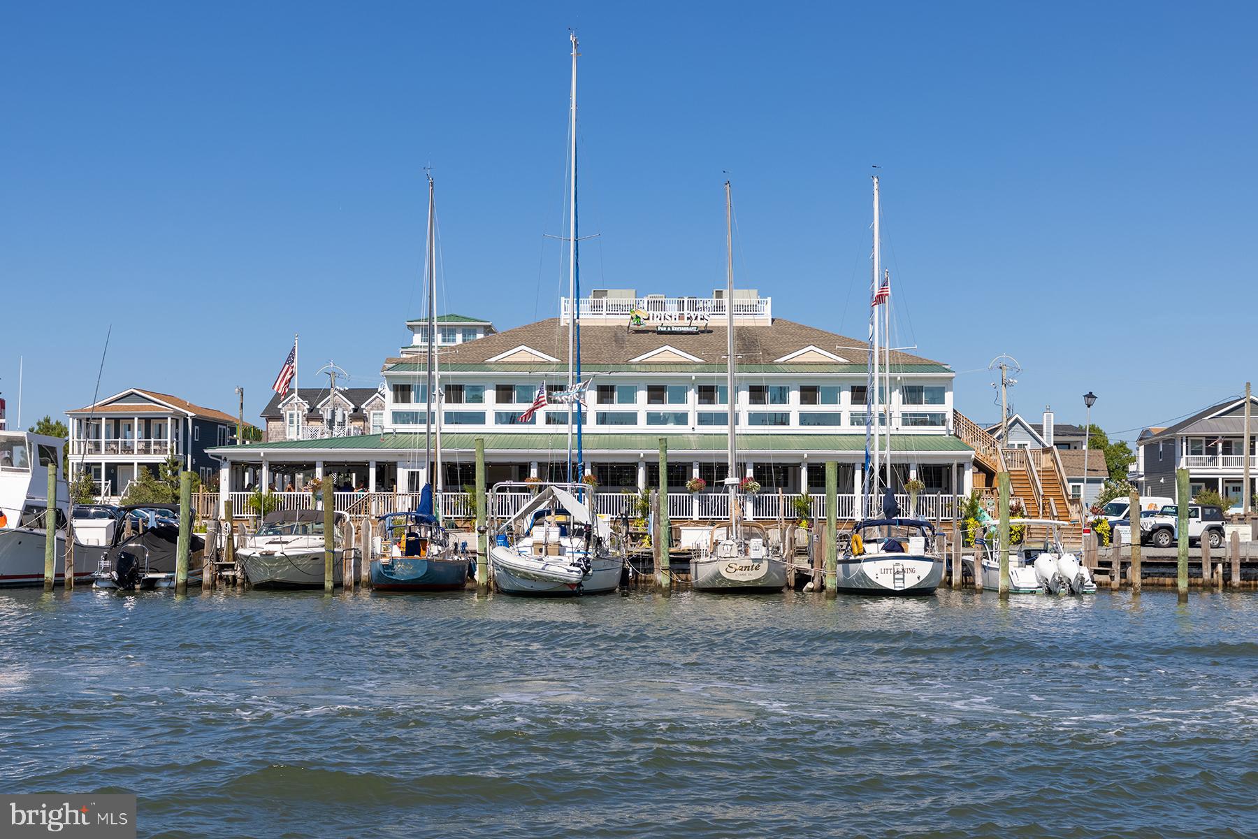 CAPE SHORES - Residential