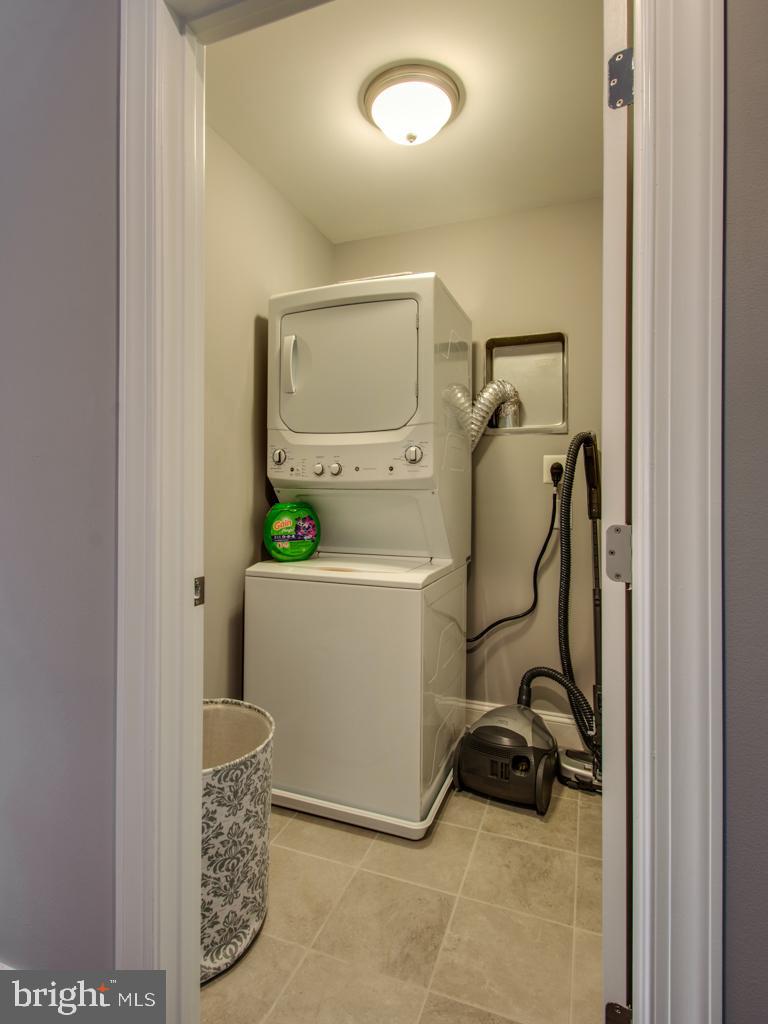 CAPE SHORES - Residential