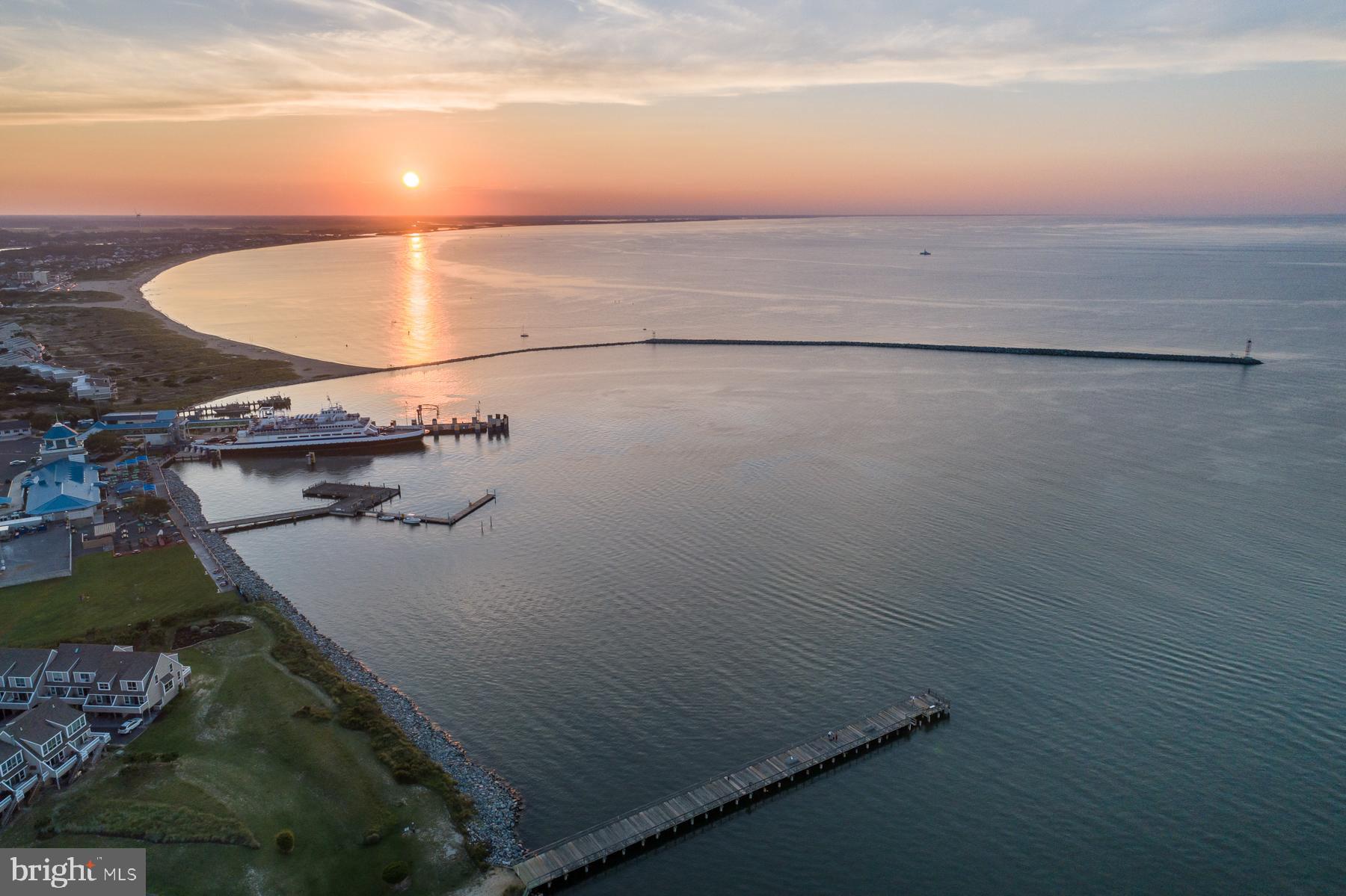 CAPE SHORES - Residential