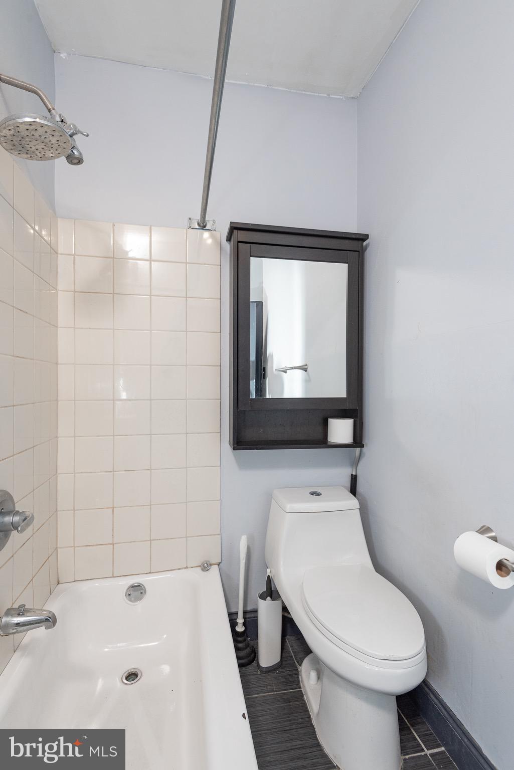 FISHTOWN - Residential Lease