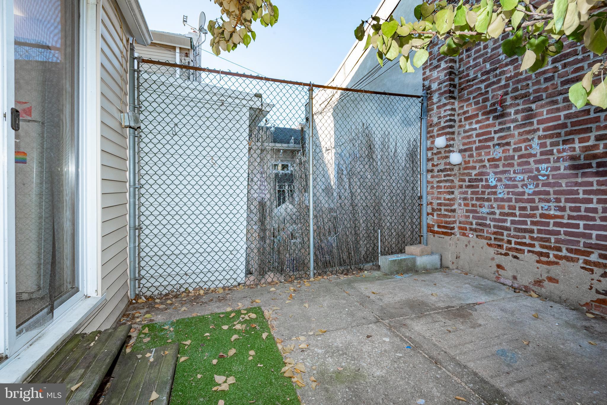 FISHTOWN - Residential Lease