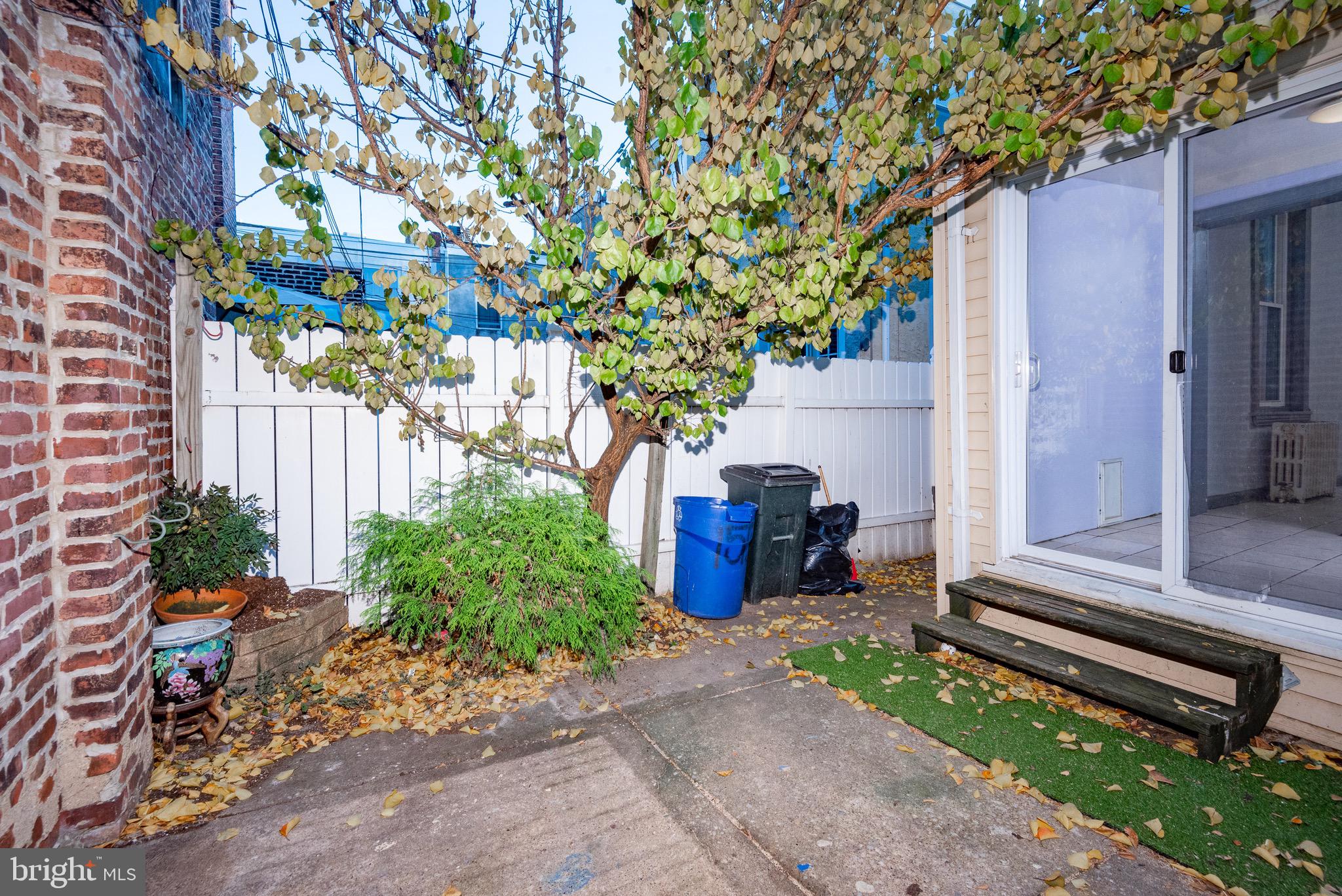 FISHTOWN - Residential Lease