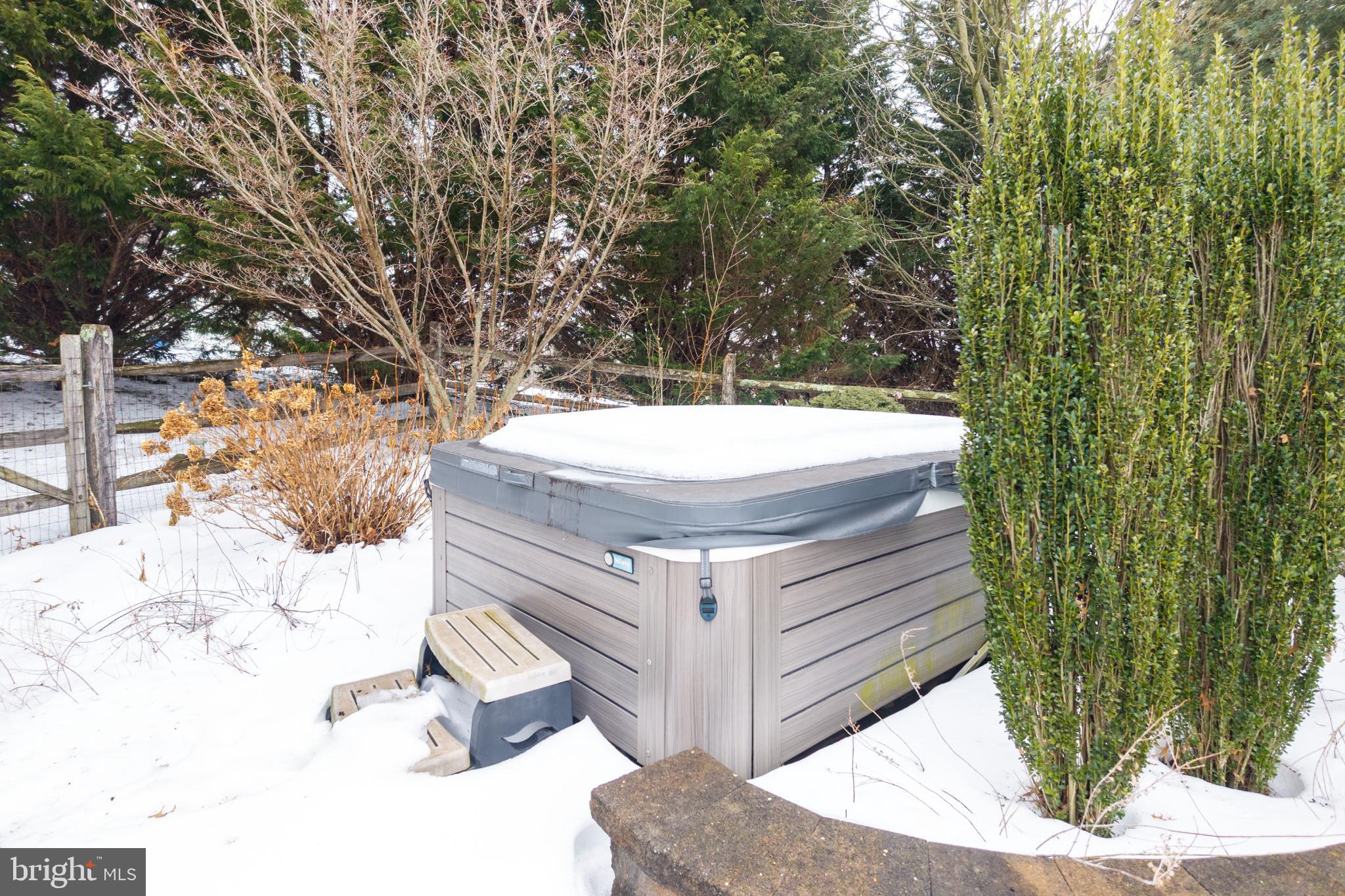 VALLEY FARM ESTATES - Residential