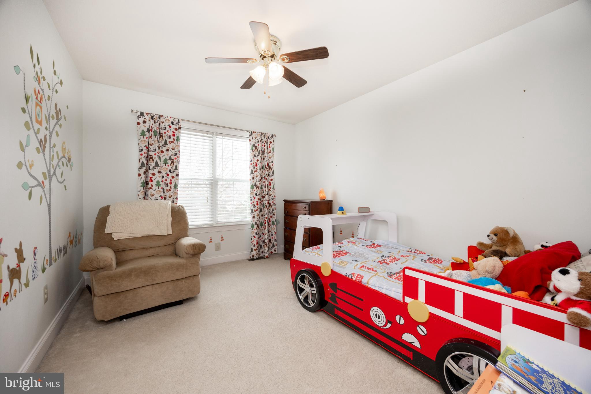 VALLEY FARM ESTATES - Residential