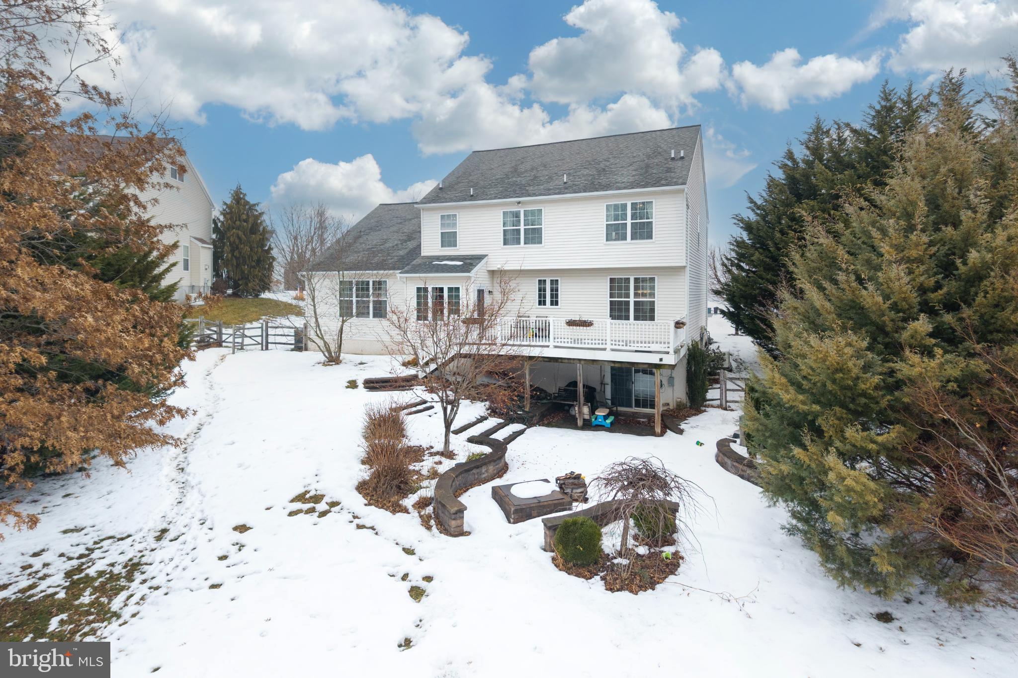 VALLEY FARM ESTATES - Residential