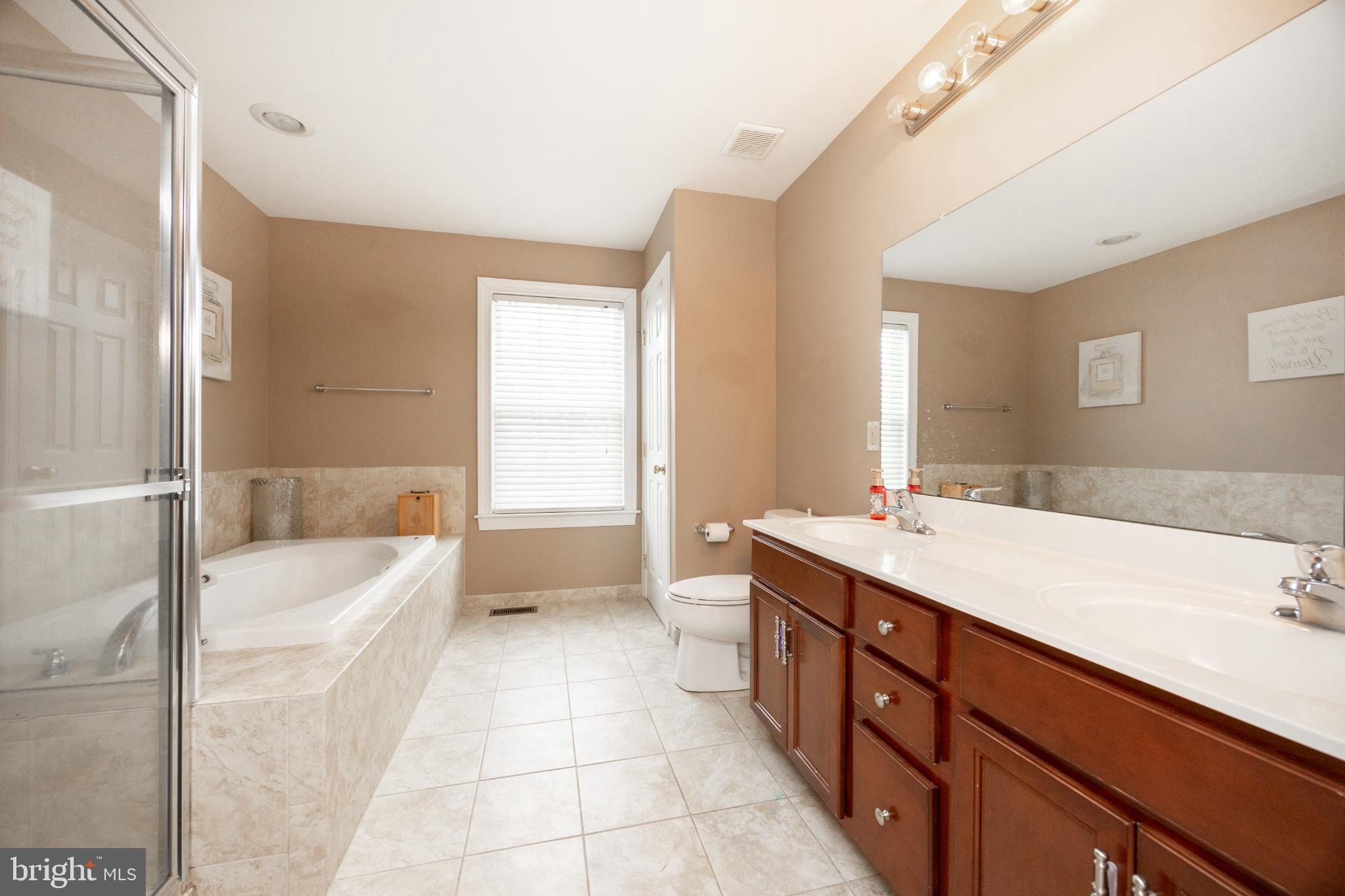 VALLEY FARM ESTATES - Residential