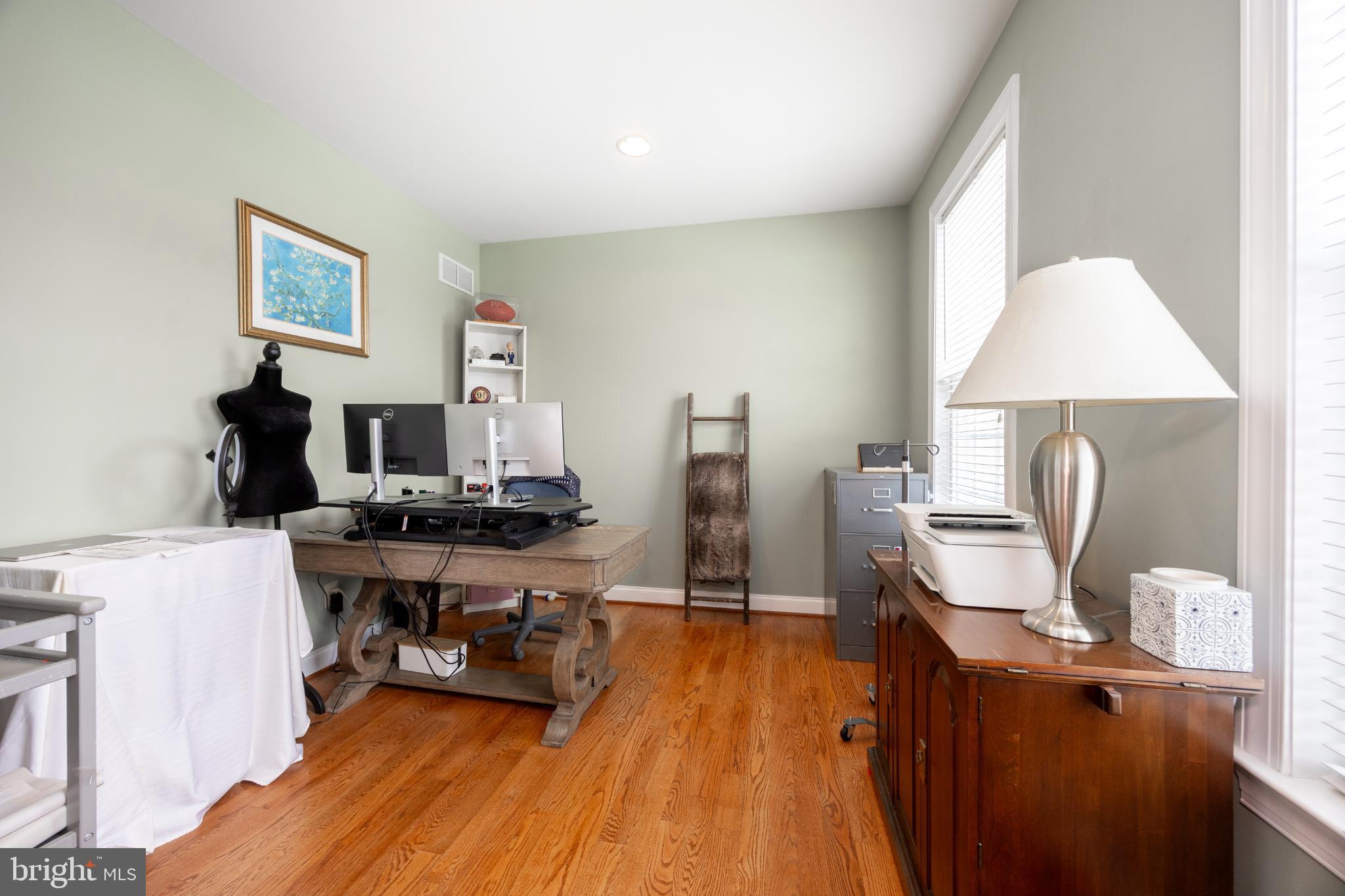 VALLEY FARM ESTATES - Residential