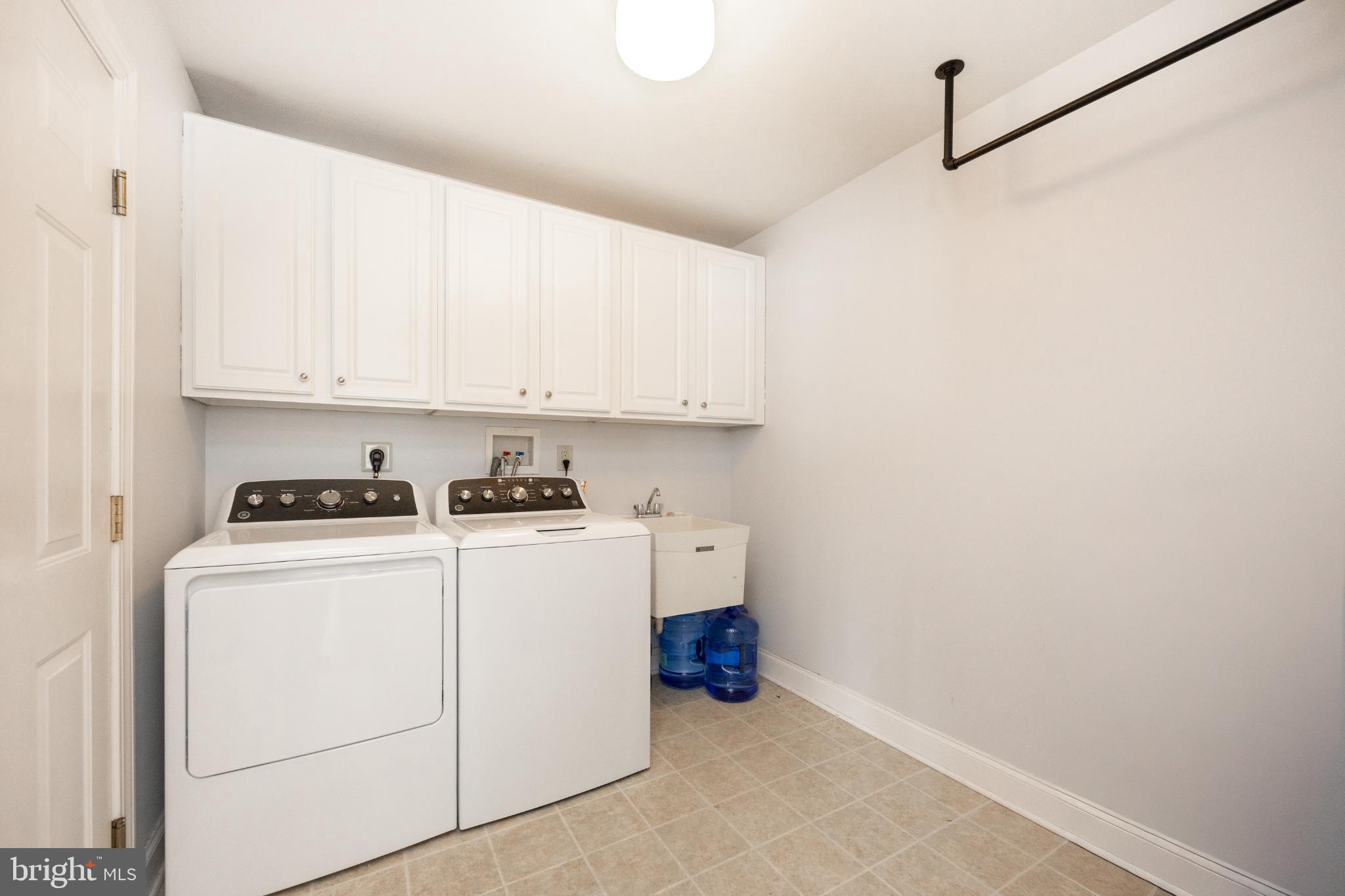 VALLEY FARM ESTATES - Residential