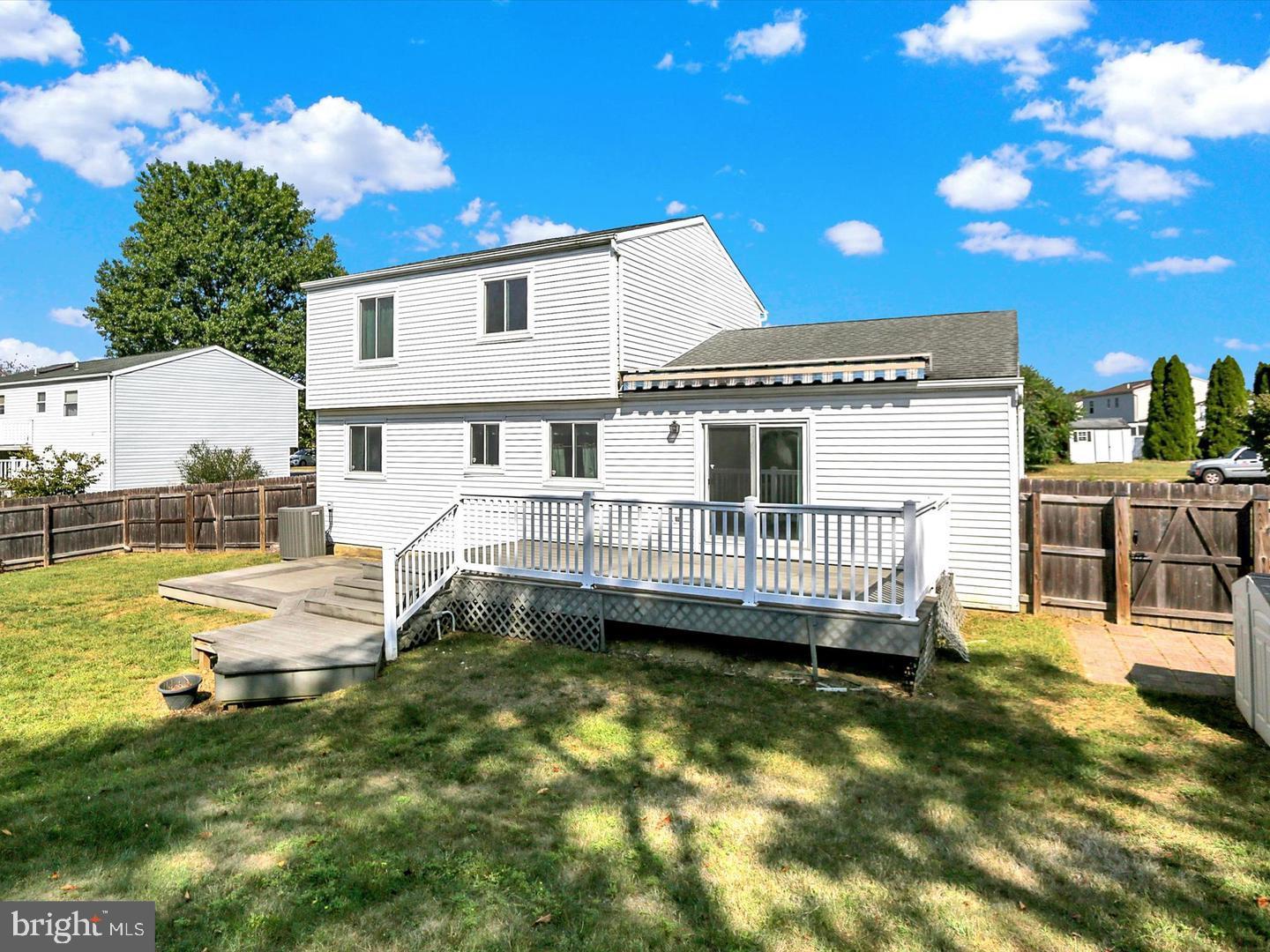 FAIRVIEW ESTATES - Residential Lease