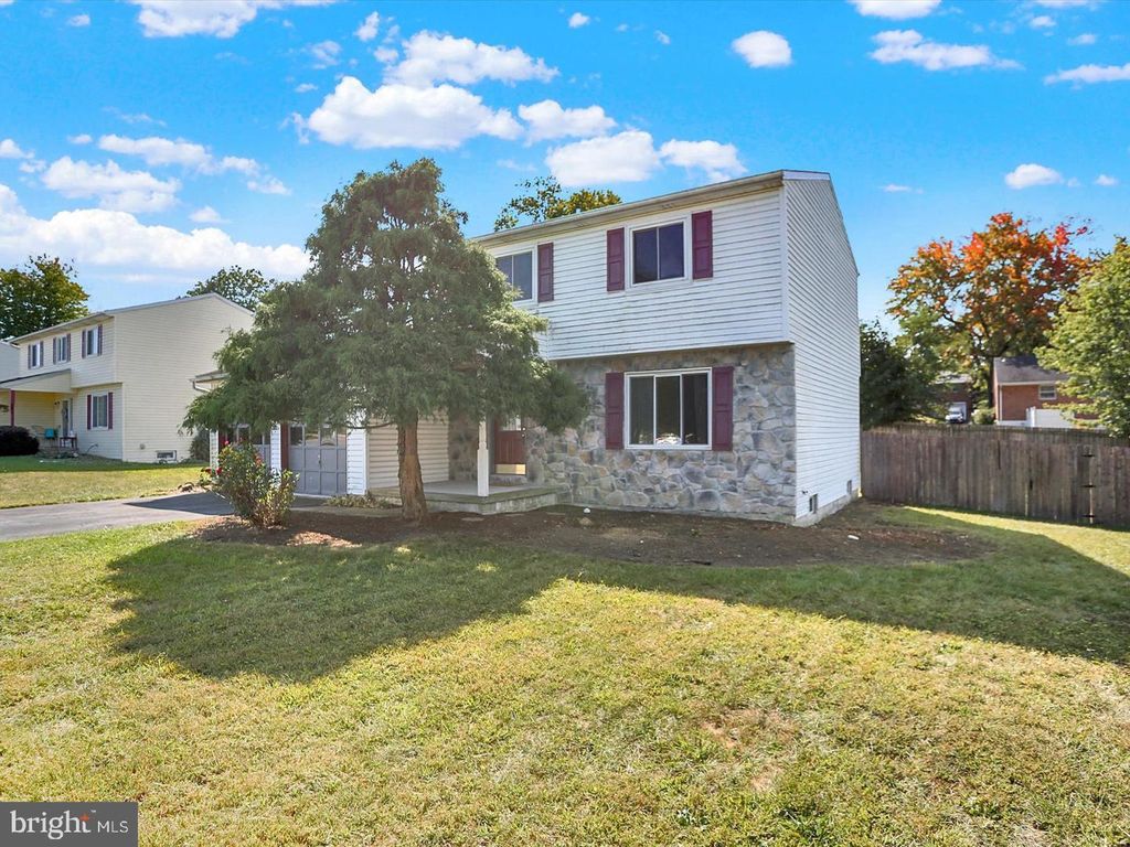 Photo of 110 Fairview Drive, HARRISBURG, PA 17112 (MLS # PADA2051184)