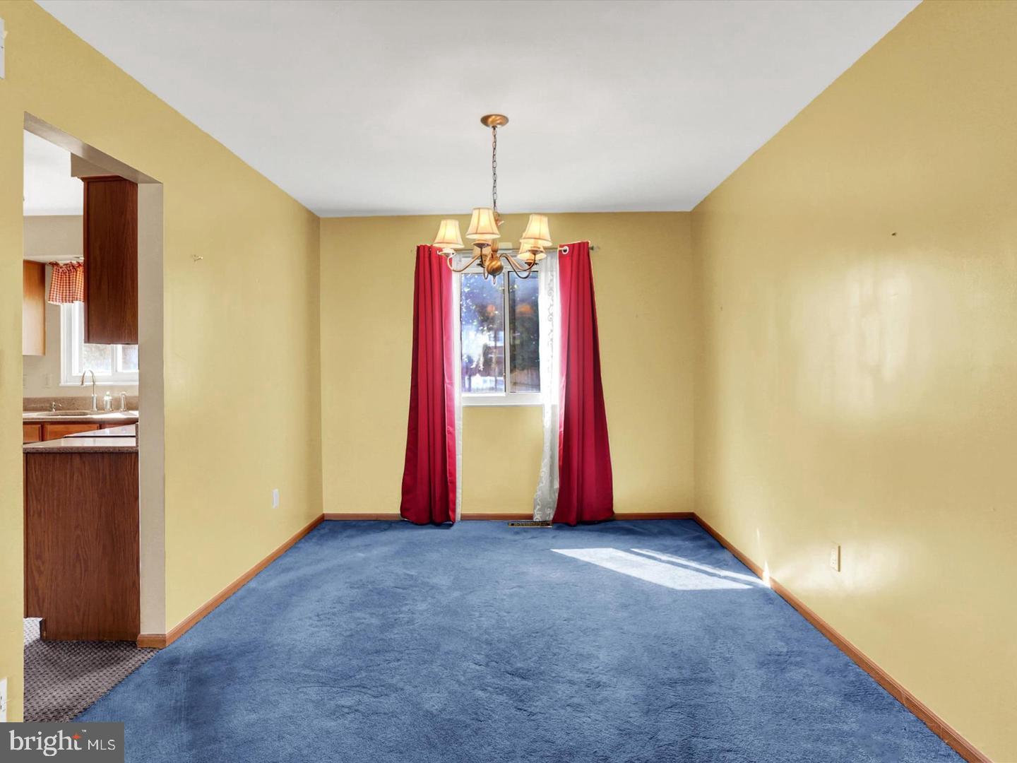 FAIRVIEW ESTATES - Residential Lease