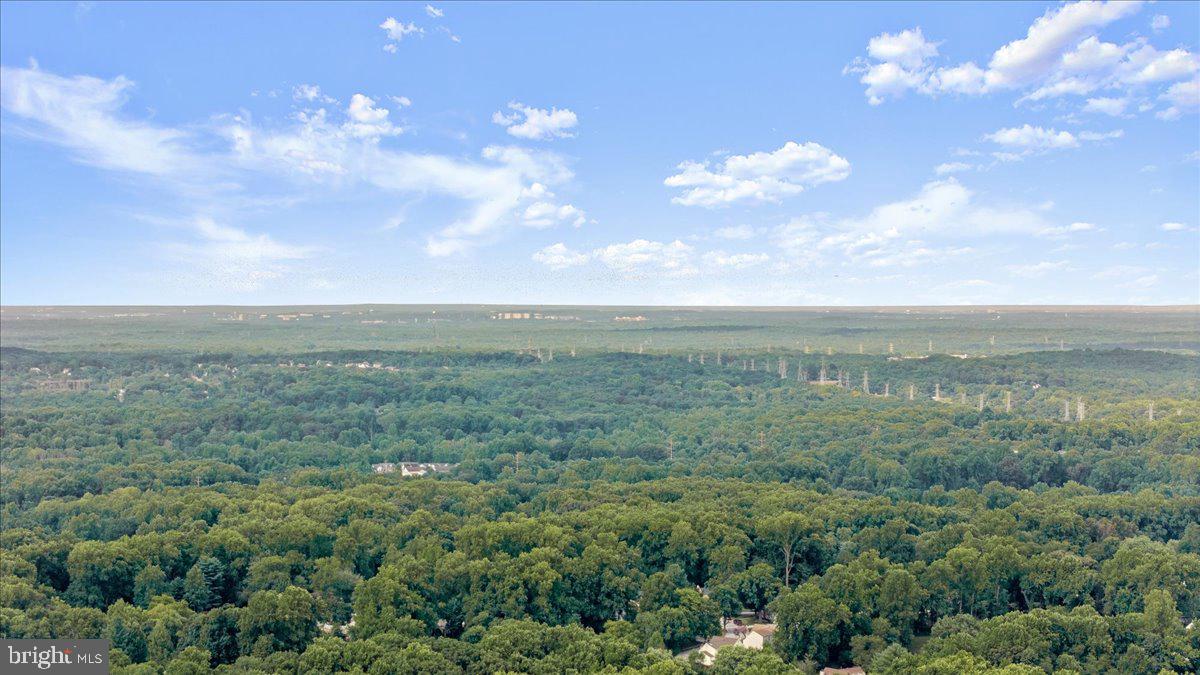 WOODMORE - Residential