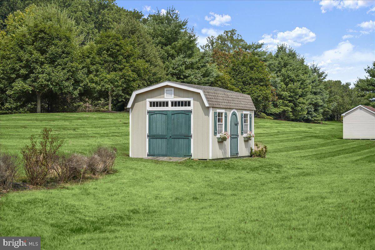 WOODMORE - Residential