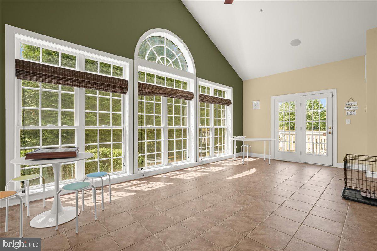 WOODMORE - Residential