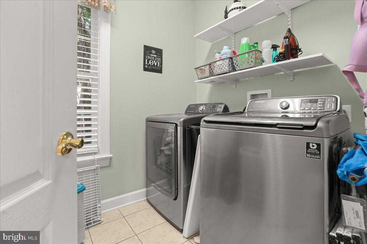 WOODMORE - Residential