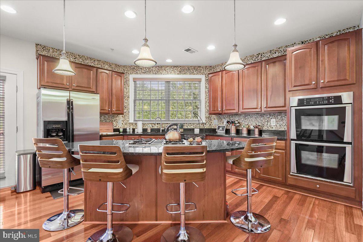 WOODMORE - Residential