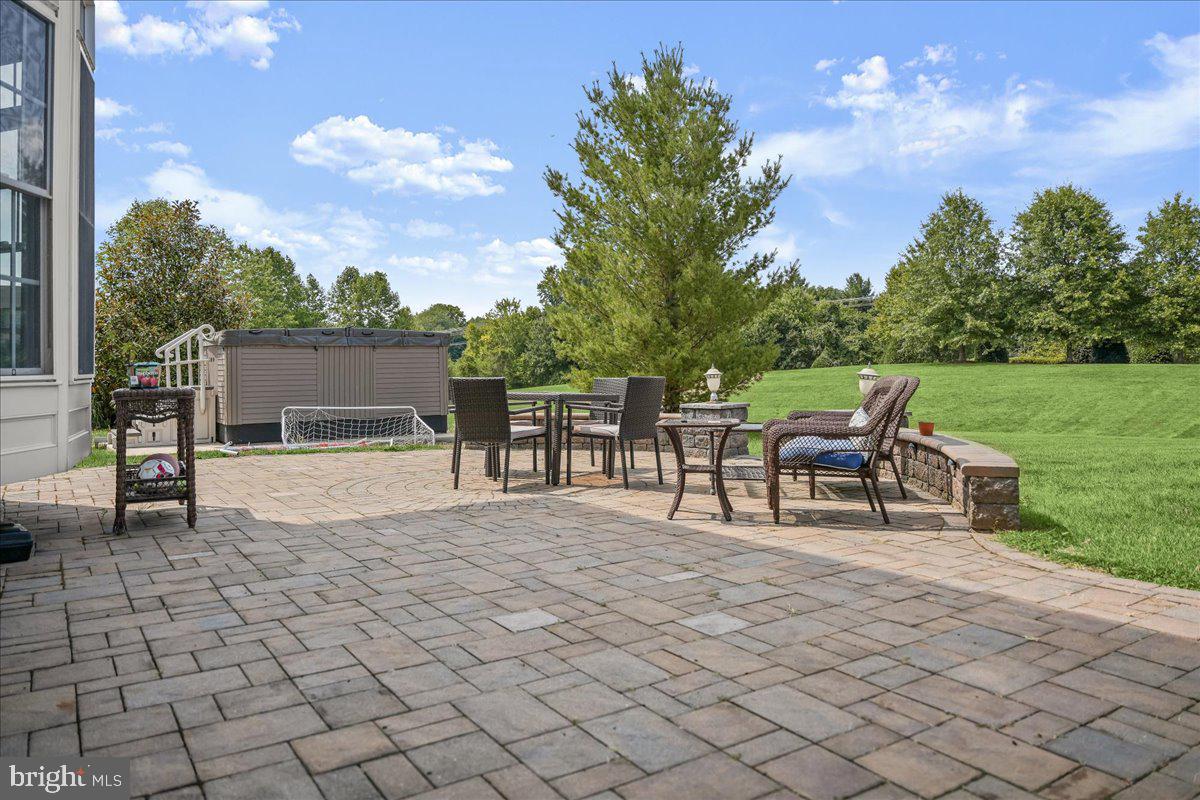 WOODMORE - Residential