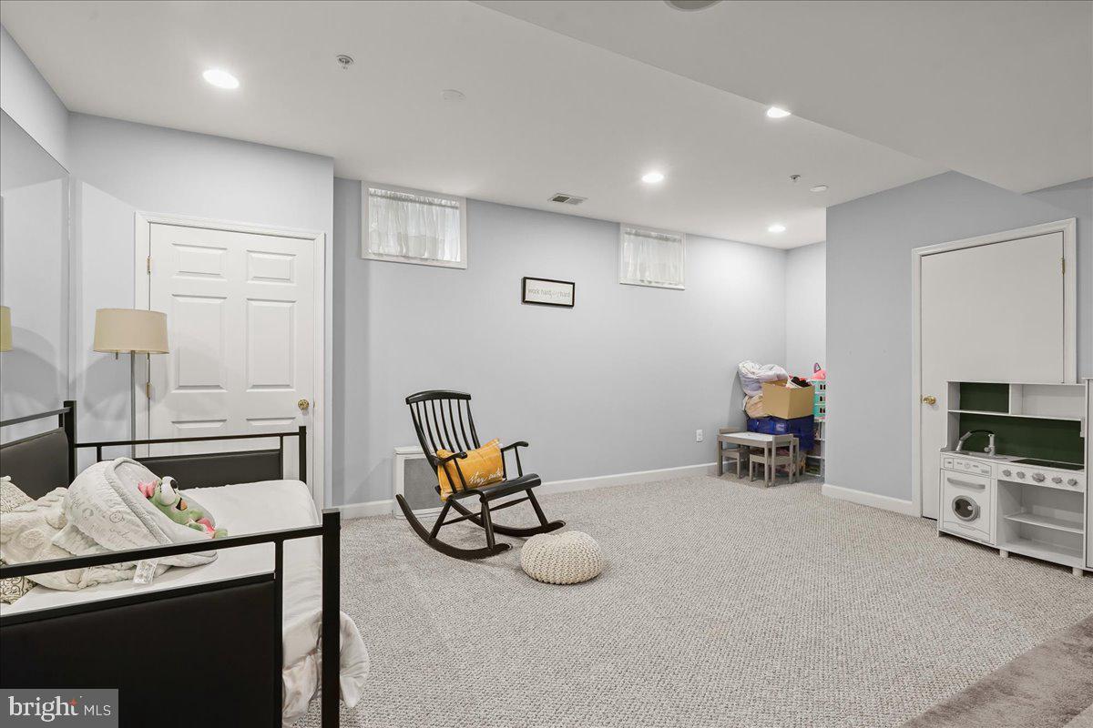 WOODMORE - Residential