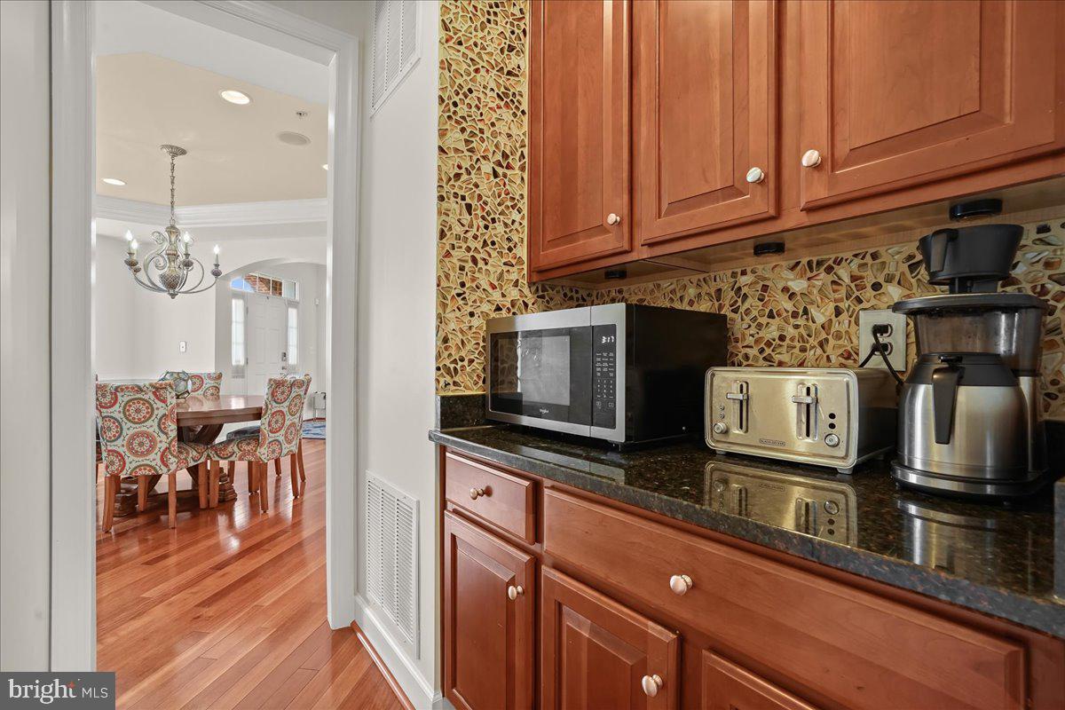 WOODMORE - Residential