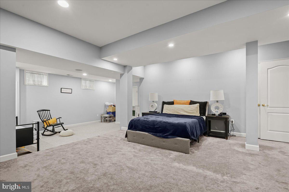 WOODMORE - Residential