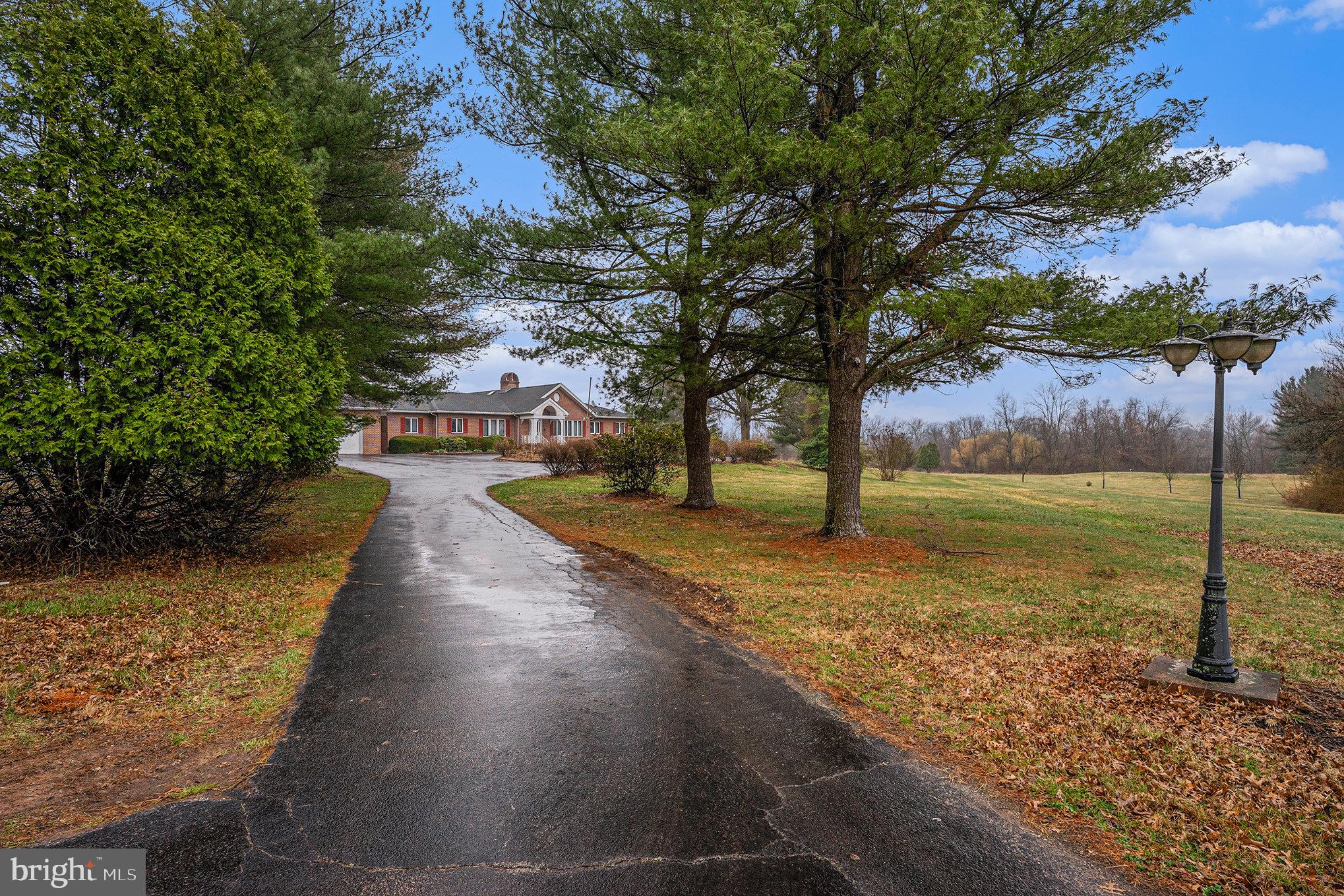 104 BADALAMENTI DRIVE