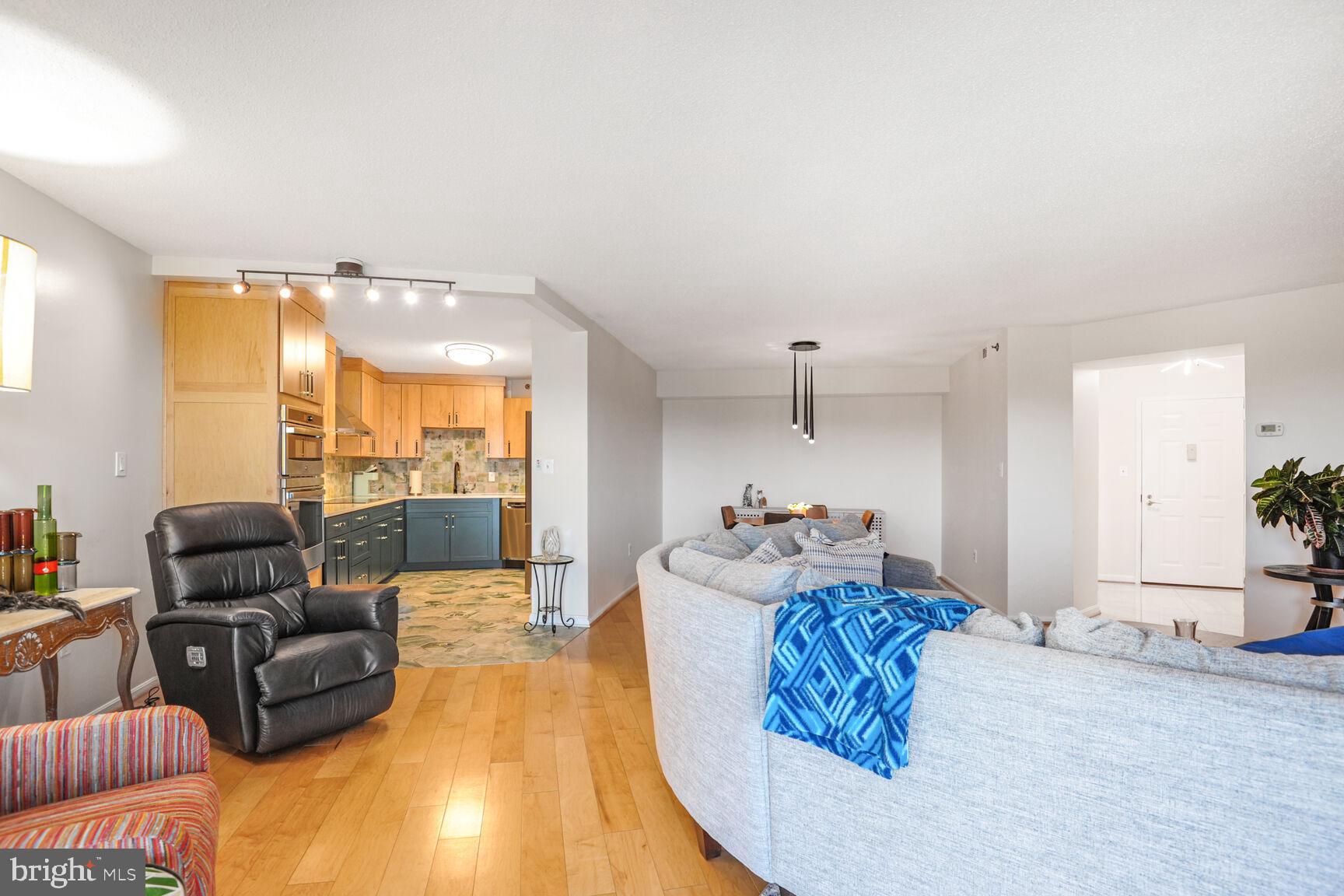 MONTGOMERY MUTUAL - Residential