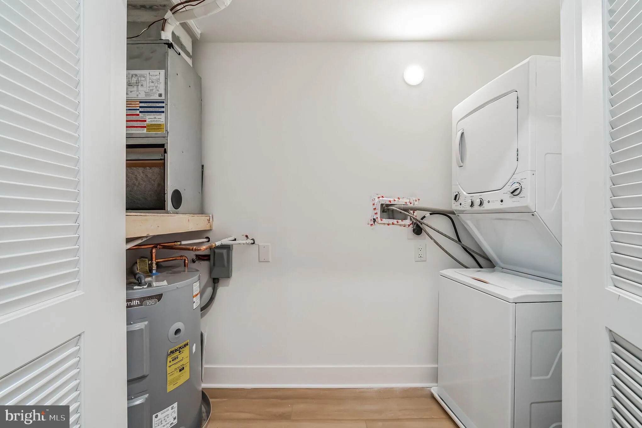 Philadelphia, Pennsylvania 19104, United States, 2 Bedrooms Bedrooms, ,2 BathroomsBathrooms,Residential,Active,109214