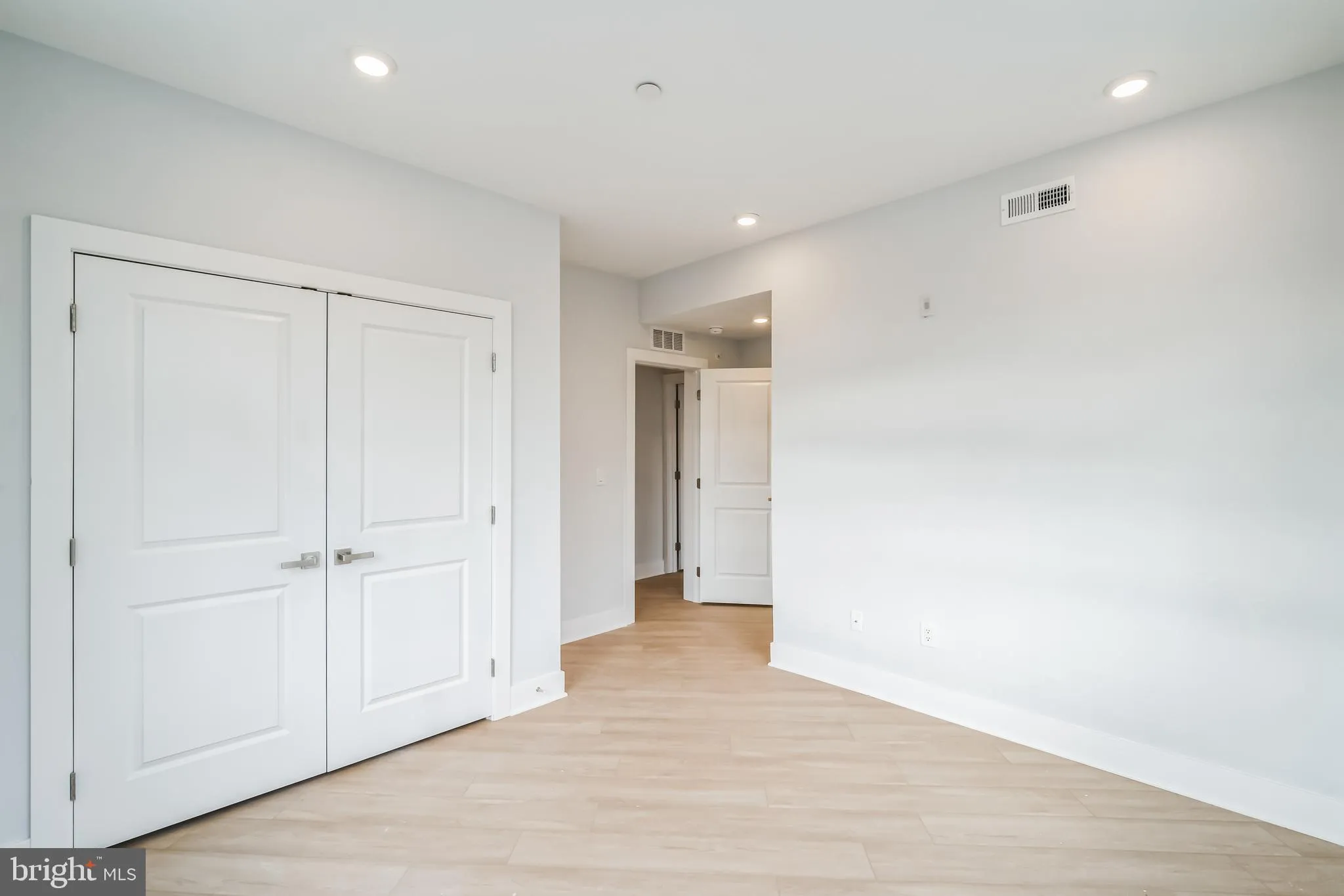 Philadelphia, Pennsylvania 19104, United States, 2 Bedrooms Bedrooms, ,2 BathroomsBathrooms,Residential,Active,109214