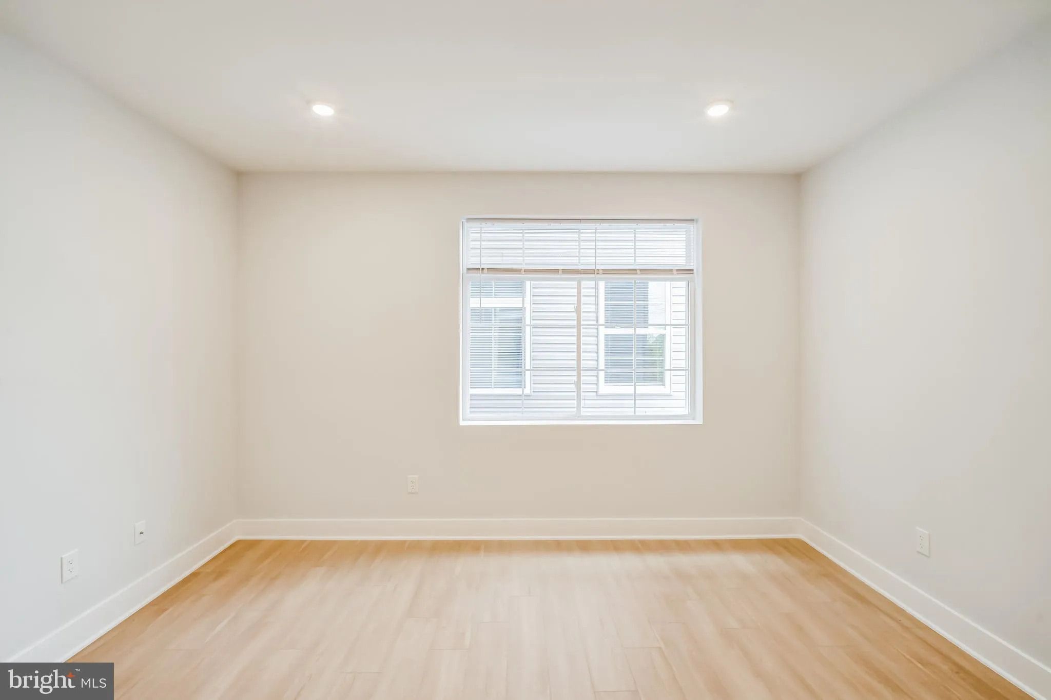 Philadelphia, Pennsylvania 19104, United States, 2 Bedrooms Bedrooms, ,2 BathroomsBathrooms,Residential,Active,109214