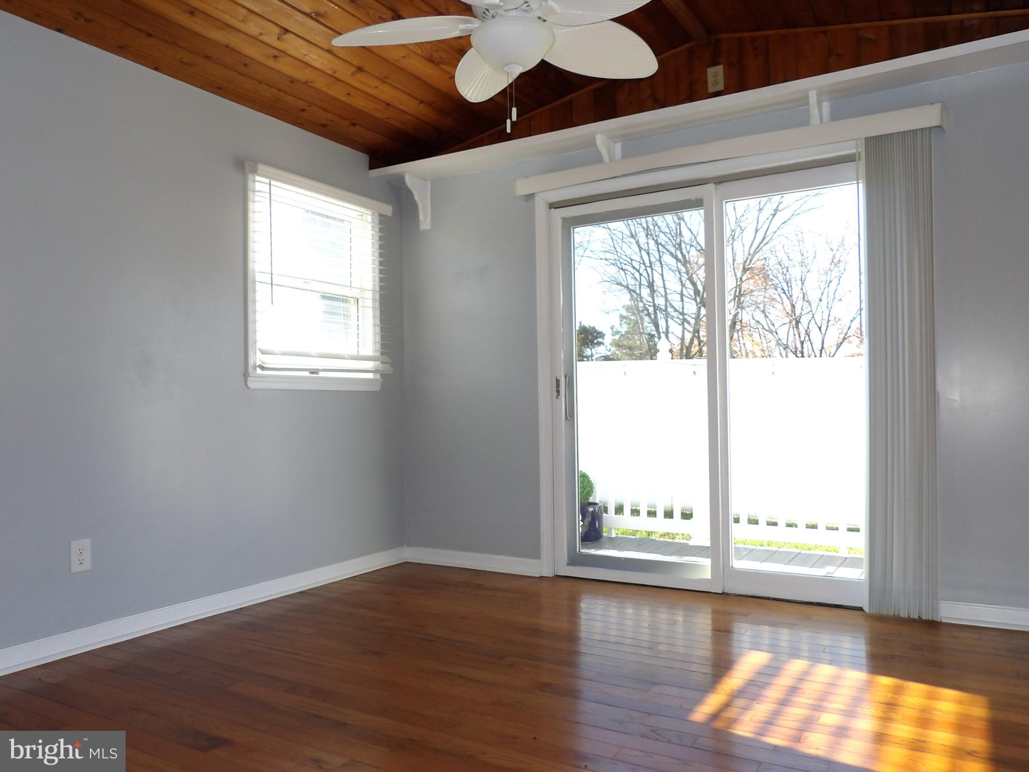 HUNTSMOOR VILLAGE NORTH - Residential