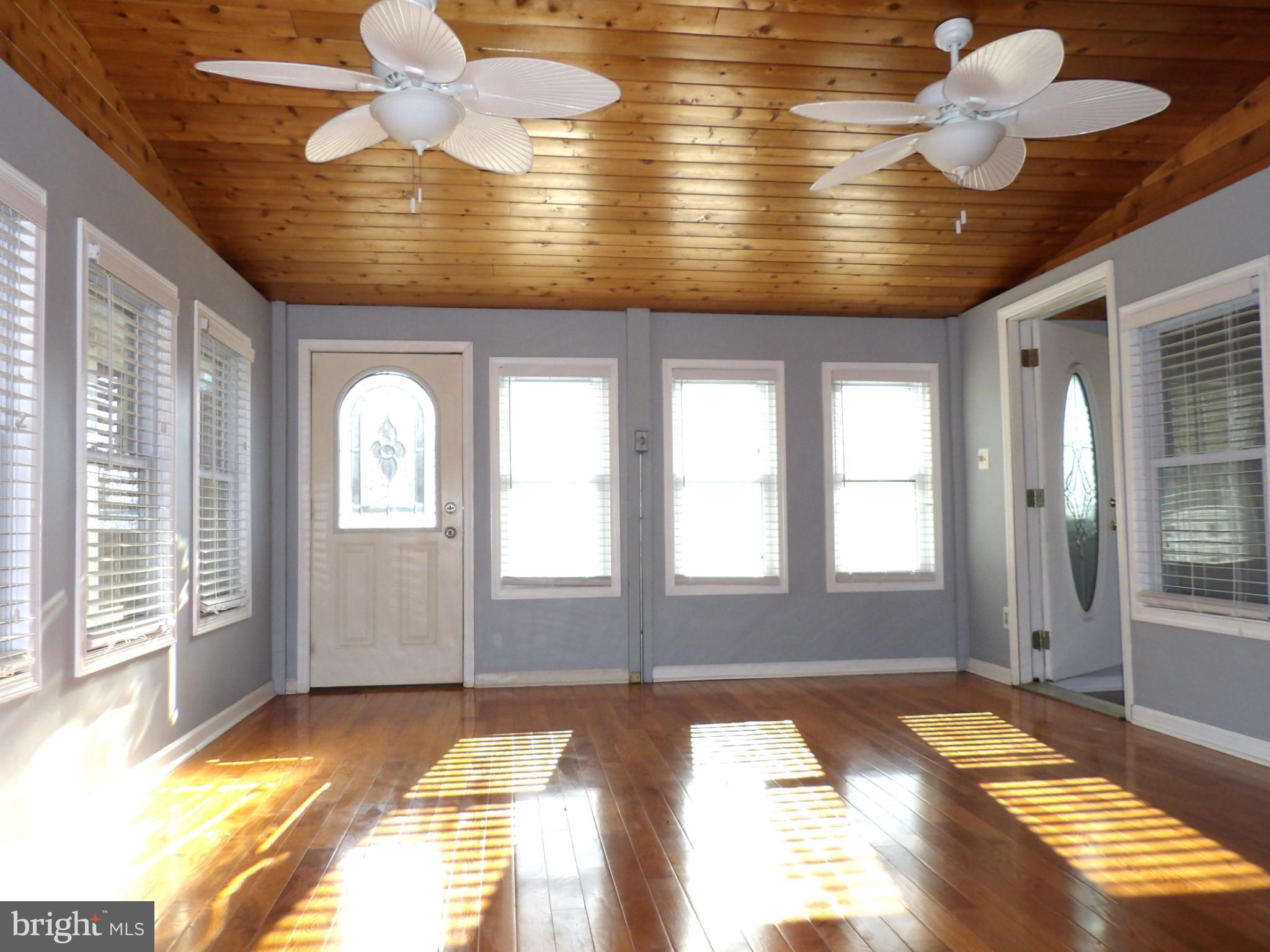 HUNTSMOOR VILLAGE NORTH - Residential