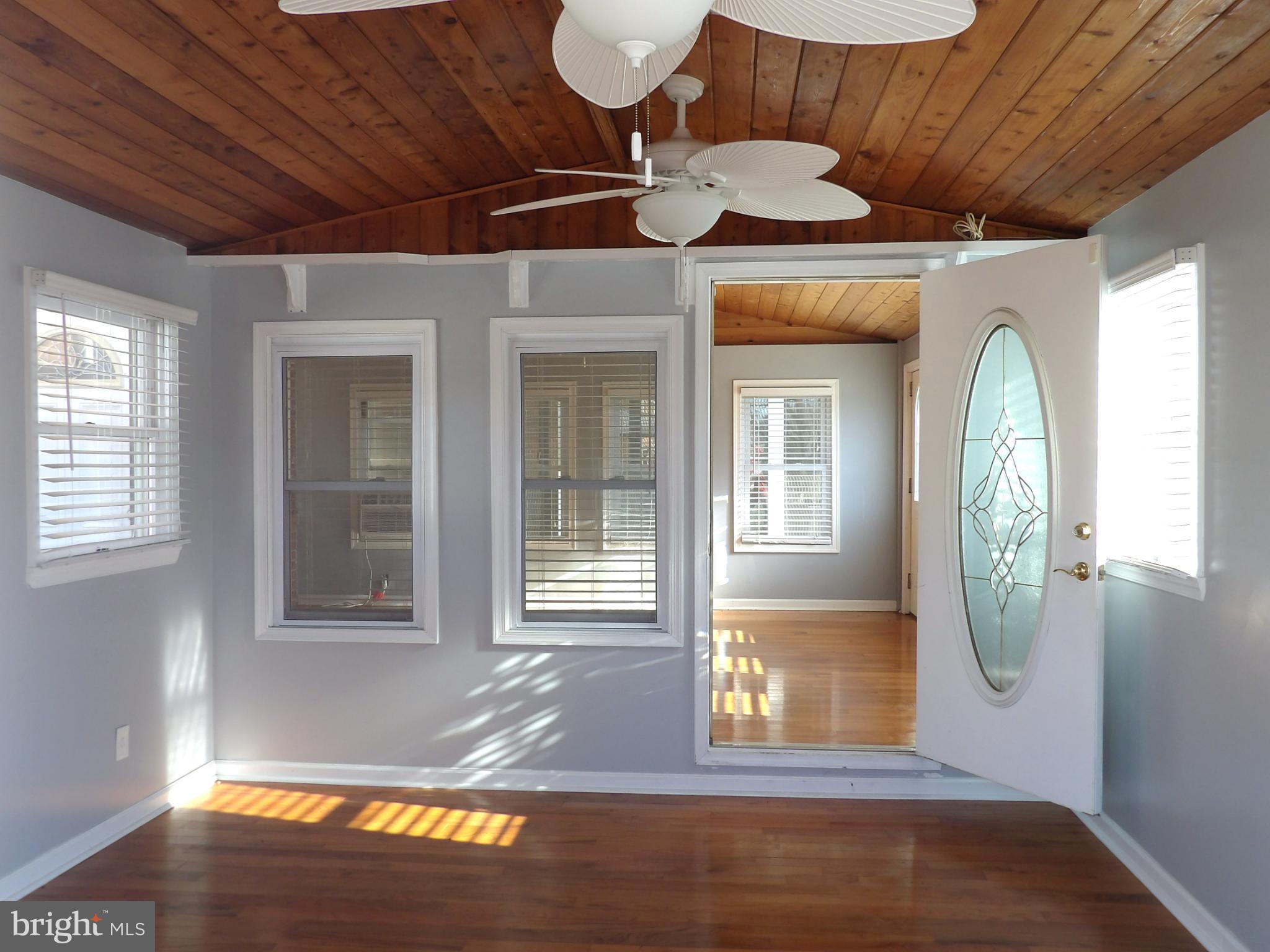 HUNTSMOOR VILLAGE NORTH - Residential