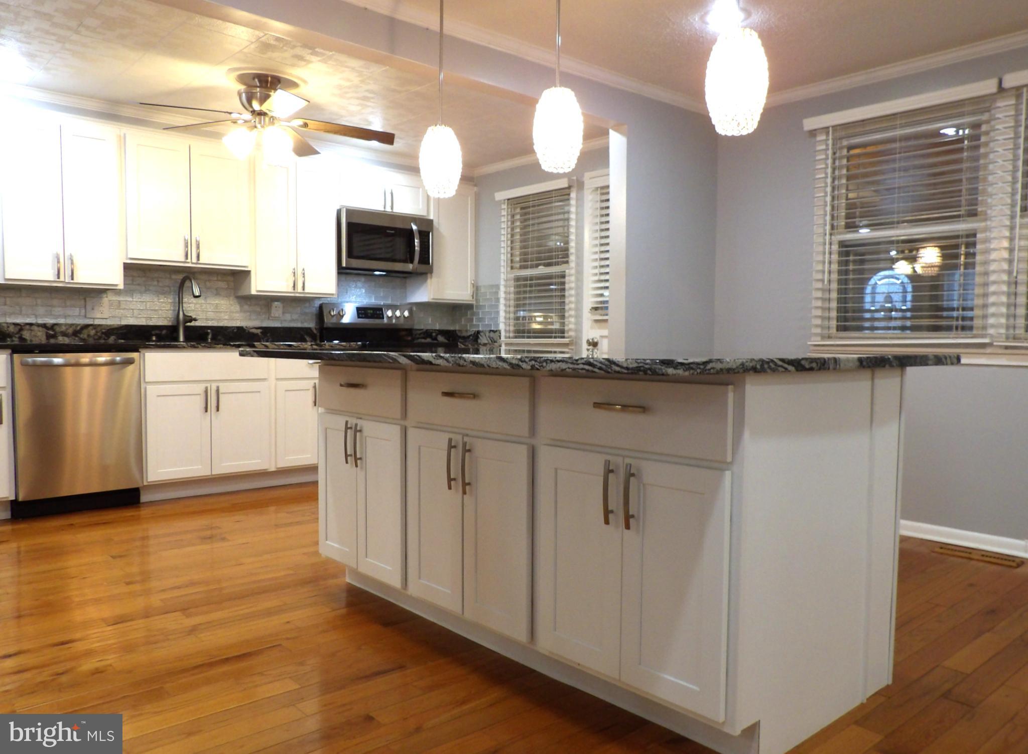 HUNTSMOOR VILLAGE NORTH - Residential