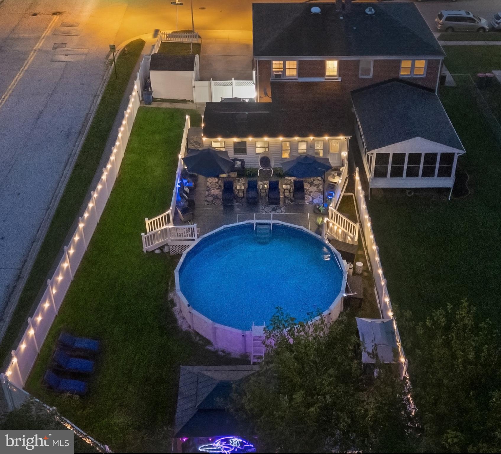 HUNTSMOOR VILLAGE NORTH - Residential