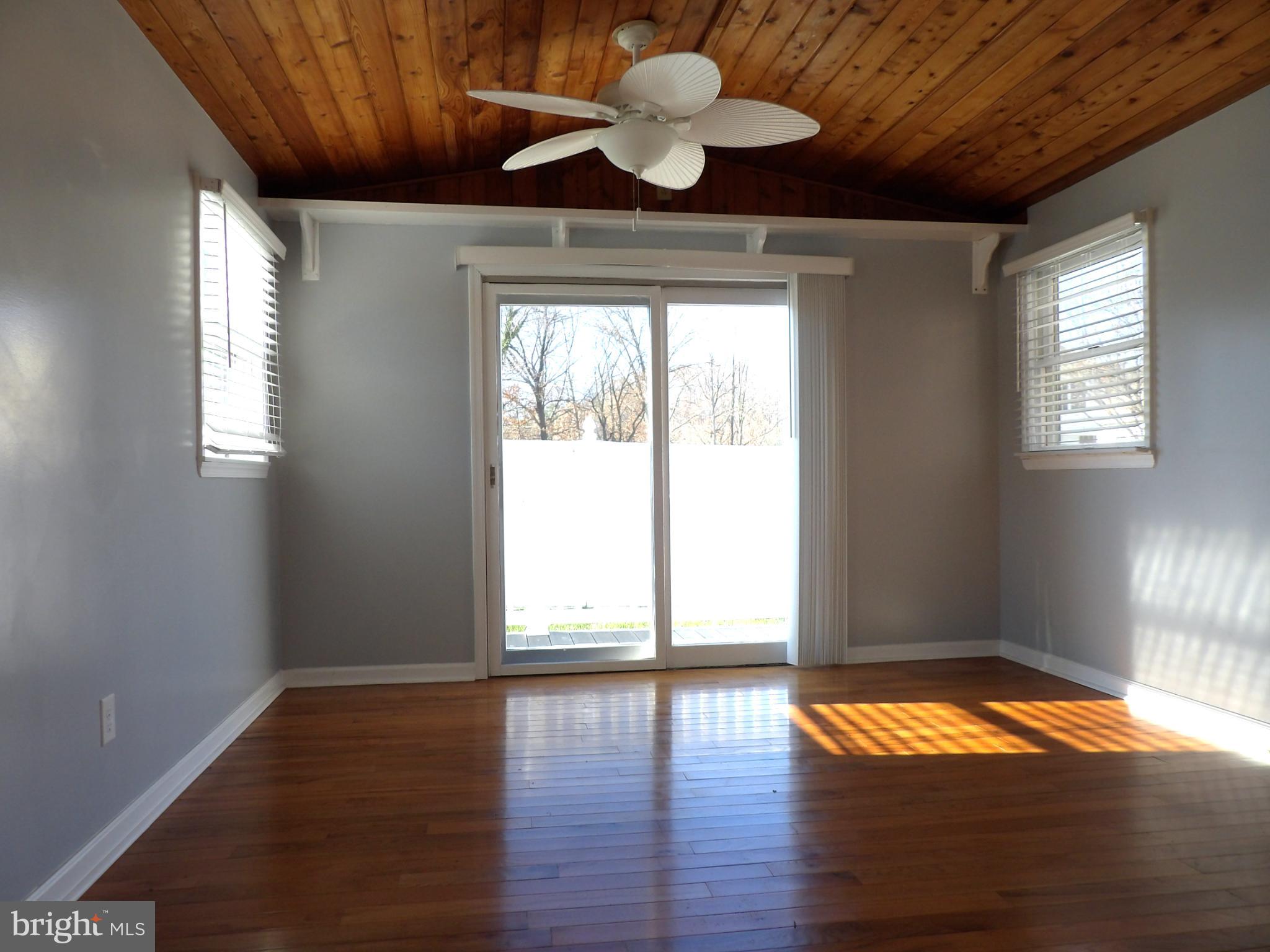 HUNTSMOOR VILLAGE NORTH - Residential