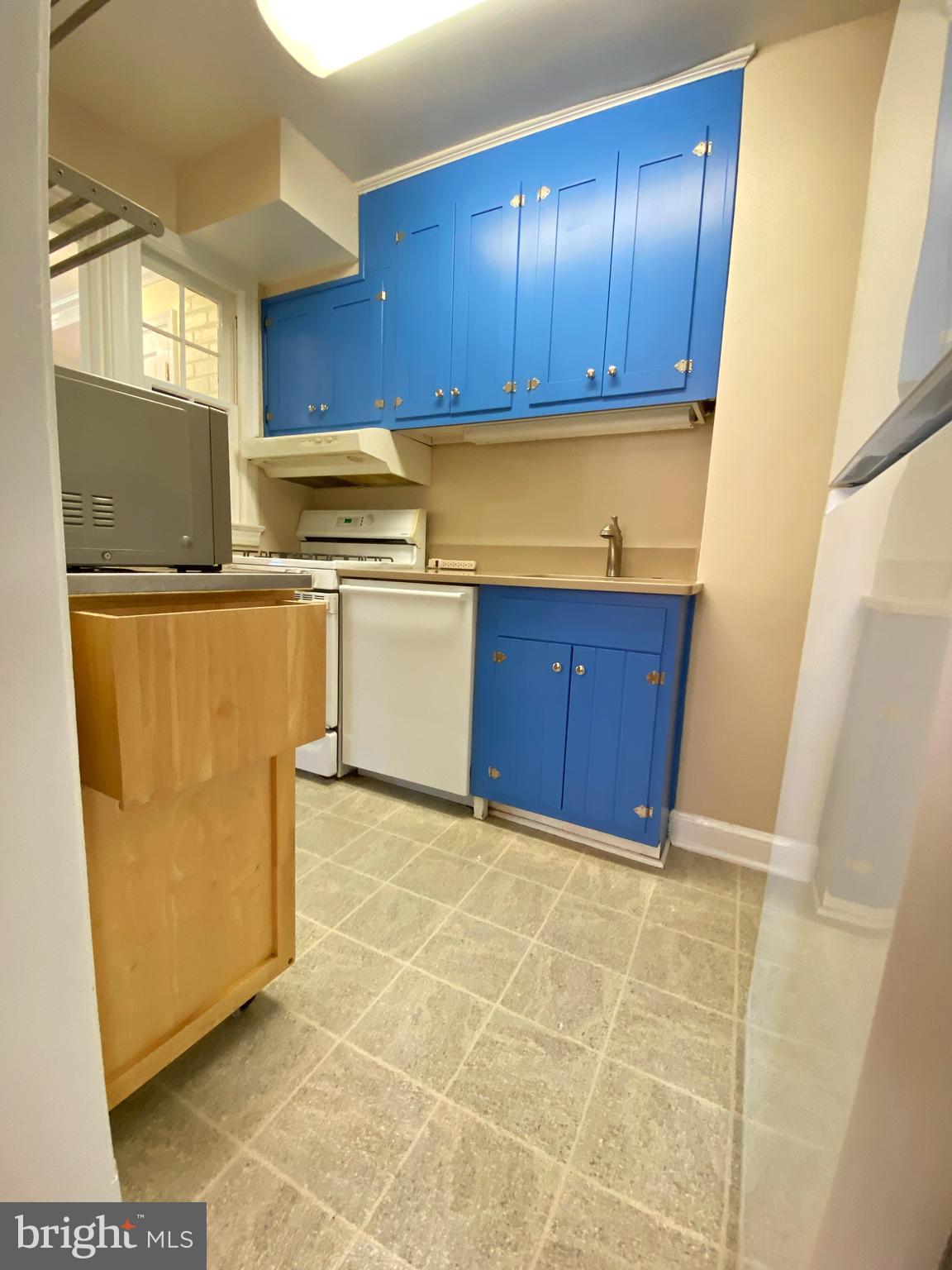 DEL RAY - Residential Lease