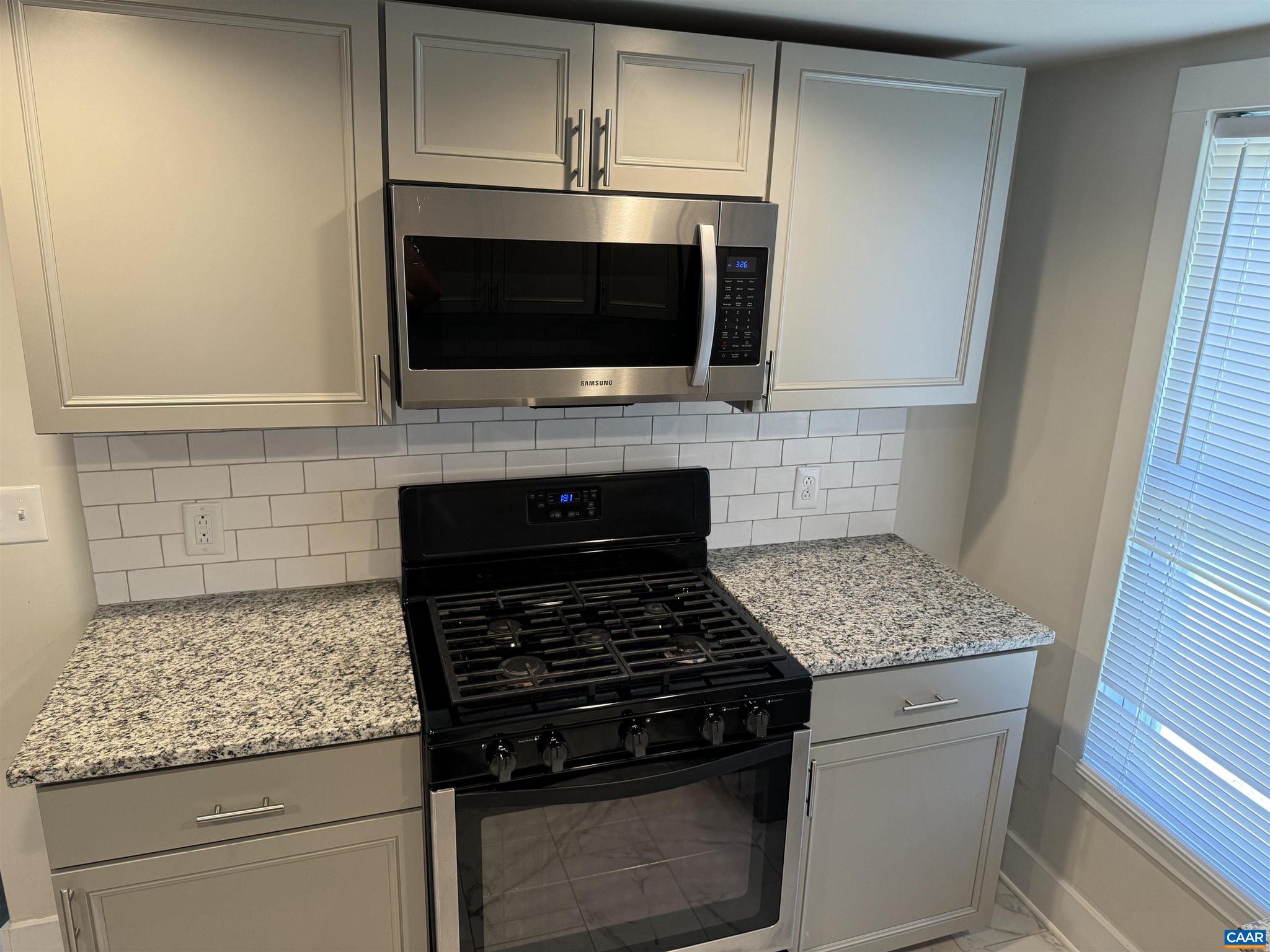 BELMONT - Residential Lease