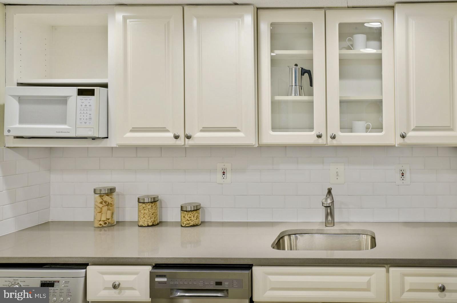 CAPITOL HILL - Residential