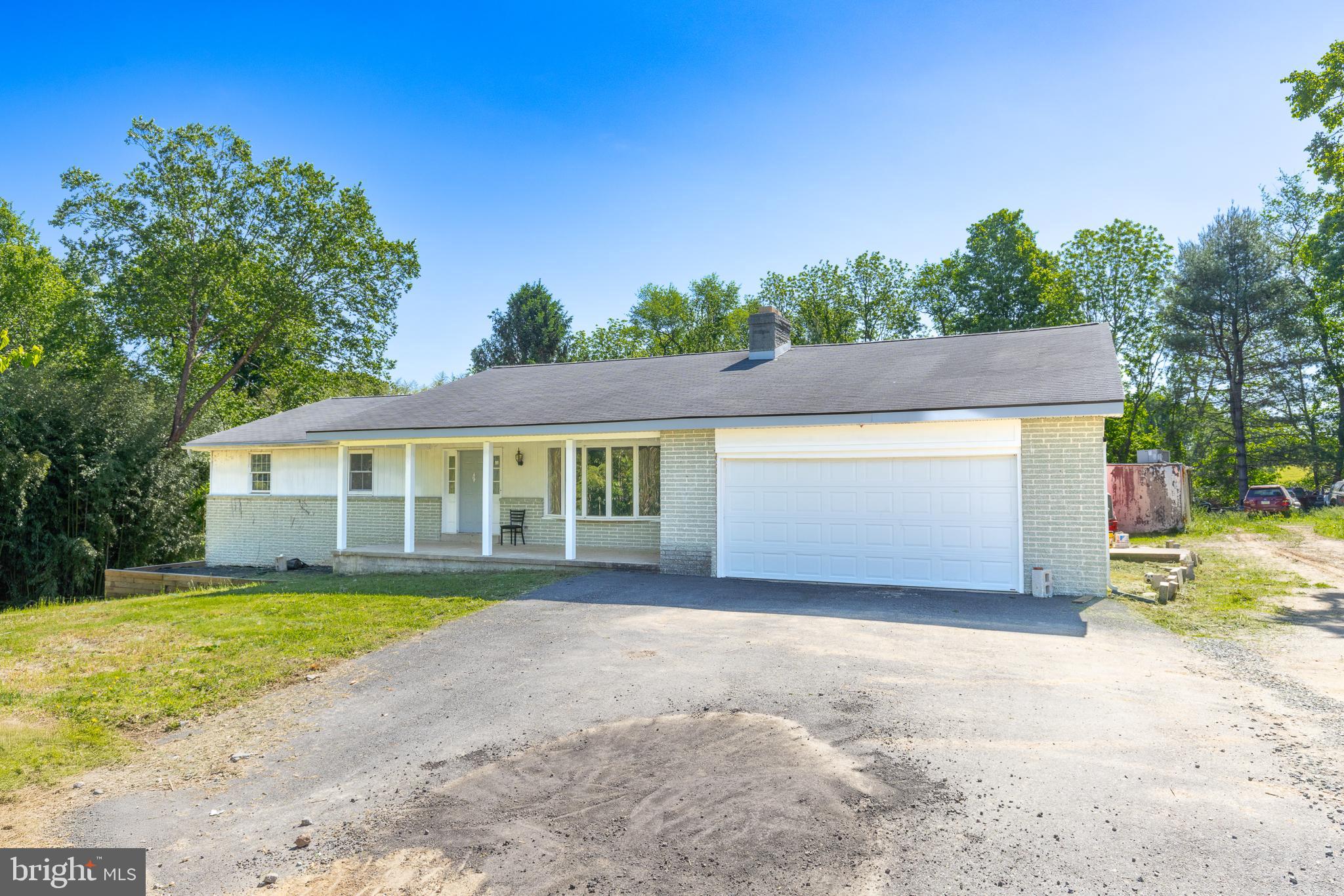 482 W CHRISTINE ROAD