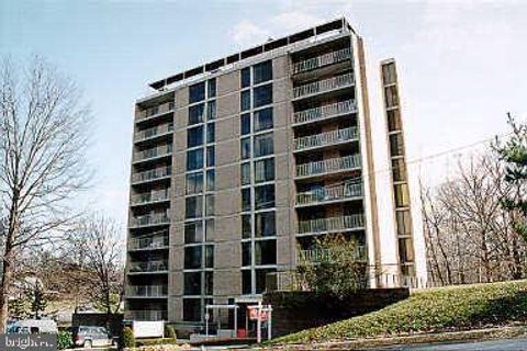 Photo of 2100 Washington Avenue #9-B, SILVER SPRING, MD 20910 (MLS # MDMC2213090)